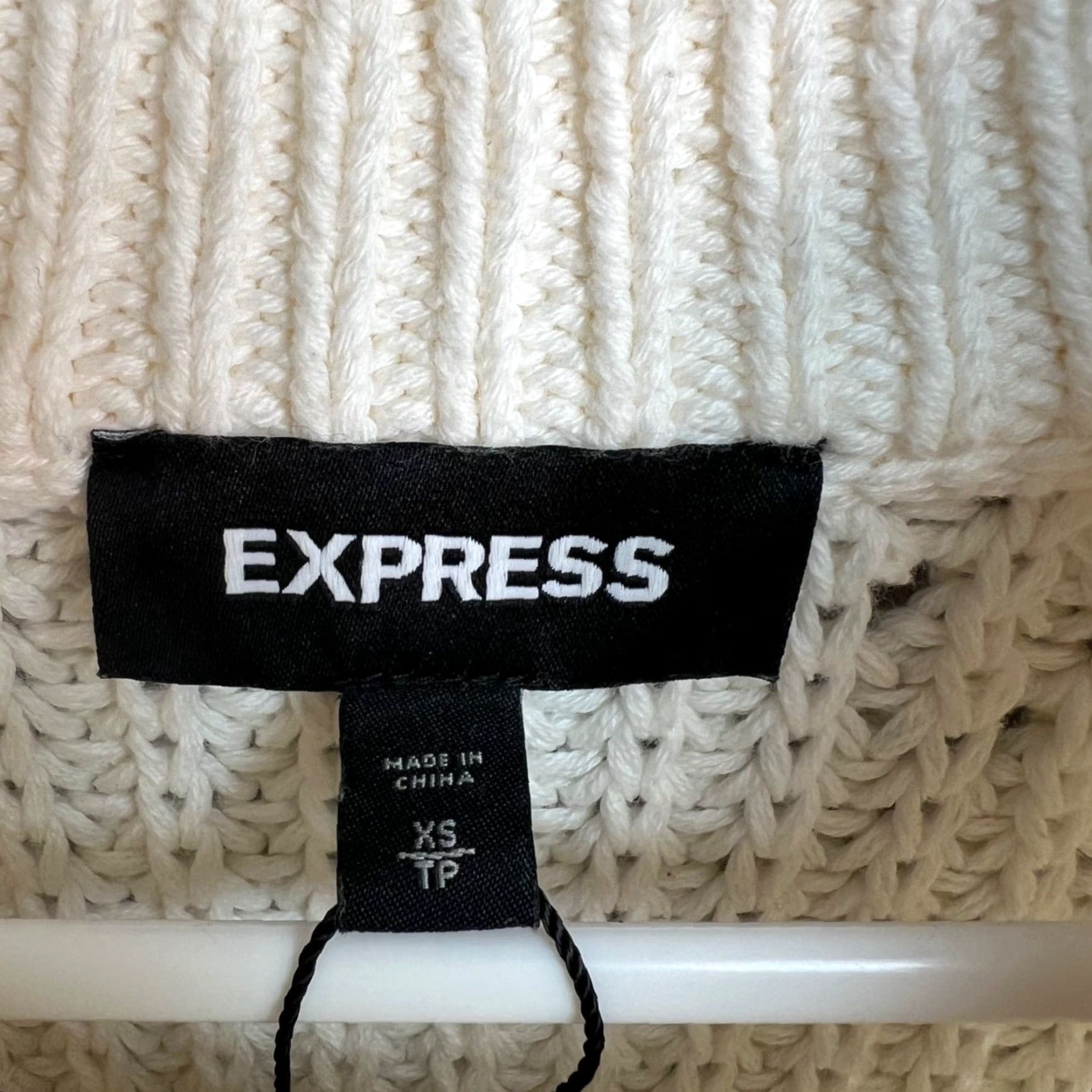 Express Express Womens XS Cream Chunky Knit Mock Neck Cotton Sweater Pullover Size XS / US 0-2 / IT 36-38 - 3 Thumbnail
