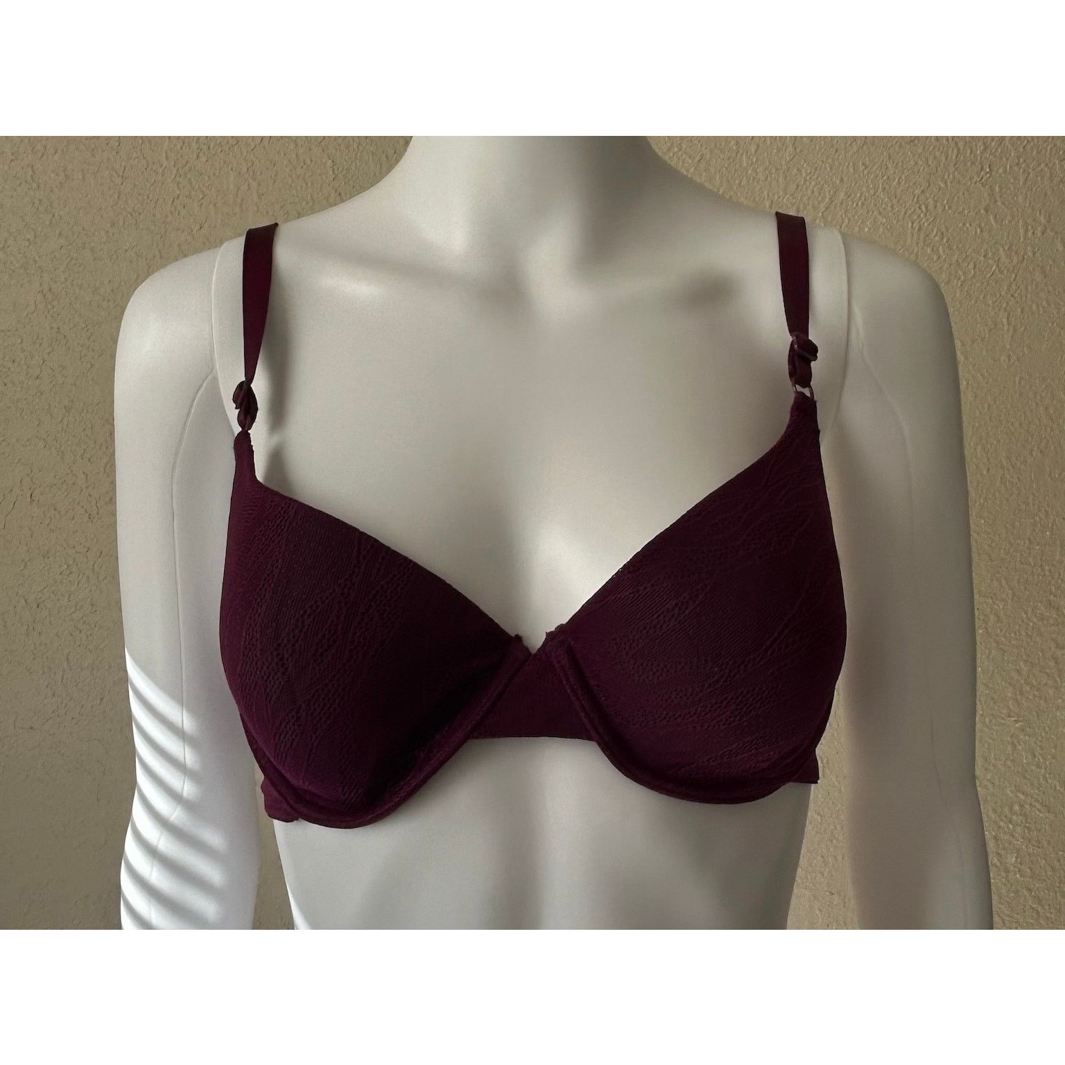 Other Self Expressions Maidenform | Women’s Underwire Bra | 34D Size ONE SIZE - 1 Thumbnail