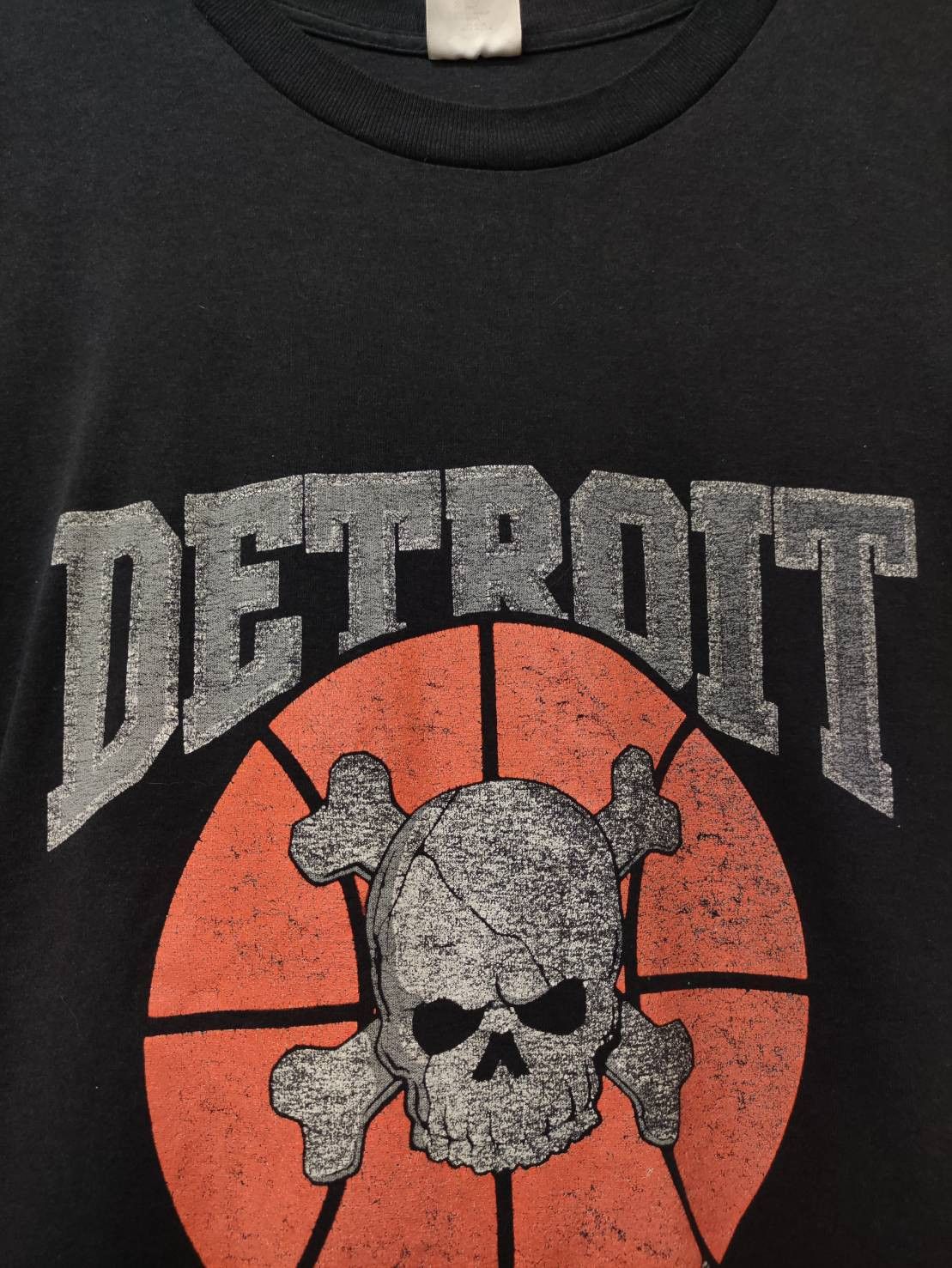 NBA Vtg 80's Detroit Pistons Bad Boys OG Logo T-Shirt Size US XL / EU 56 / 4 - 3 Thumbnail
