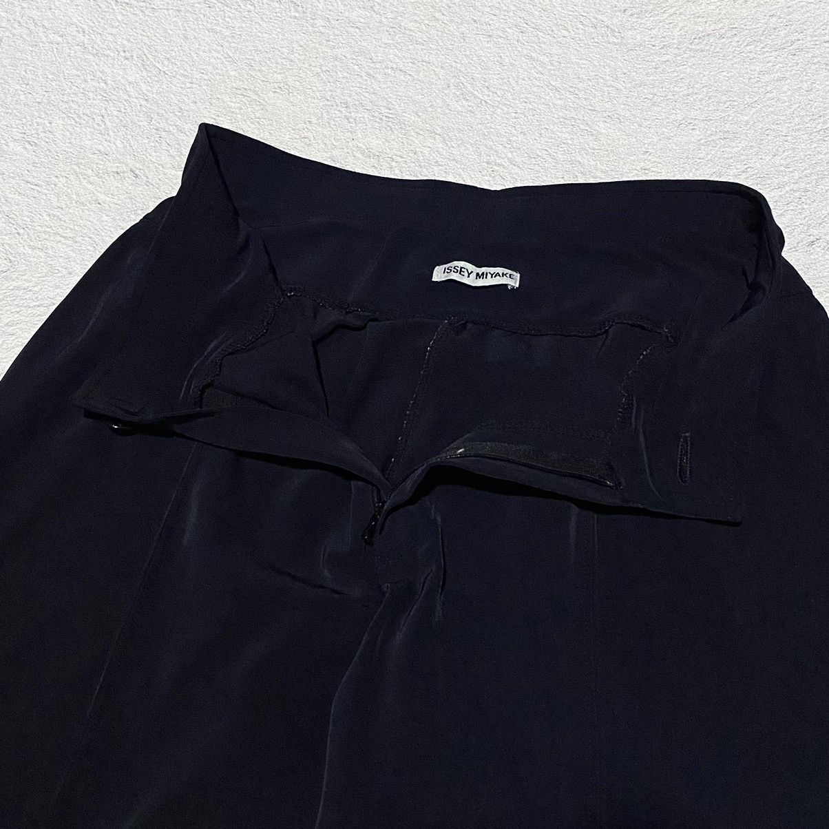 Homme Plisse Issey Miyake 🔥RARE🔥 Issey miyake trouser pants Size 26" / US 2 / IT 38 - 2 Thumbnail