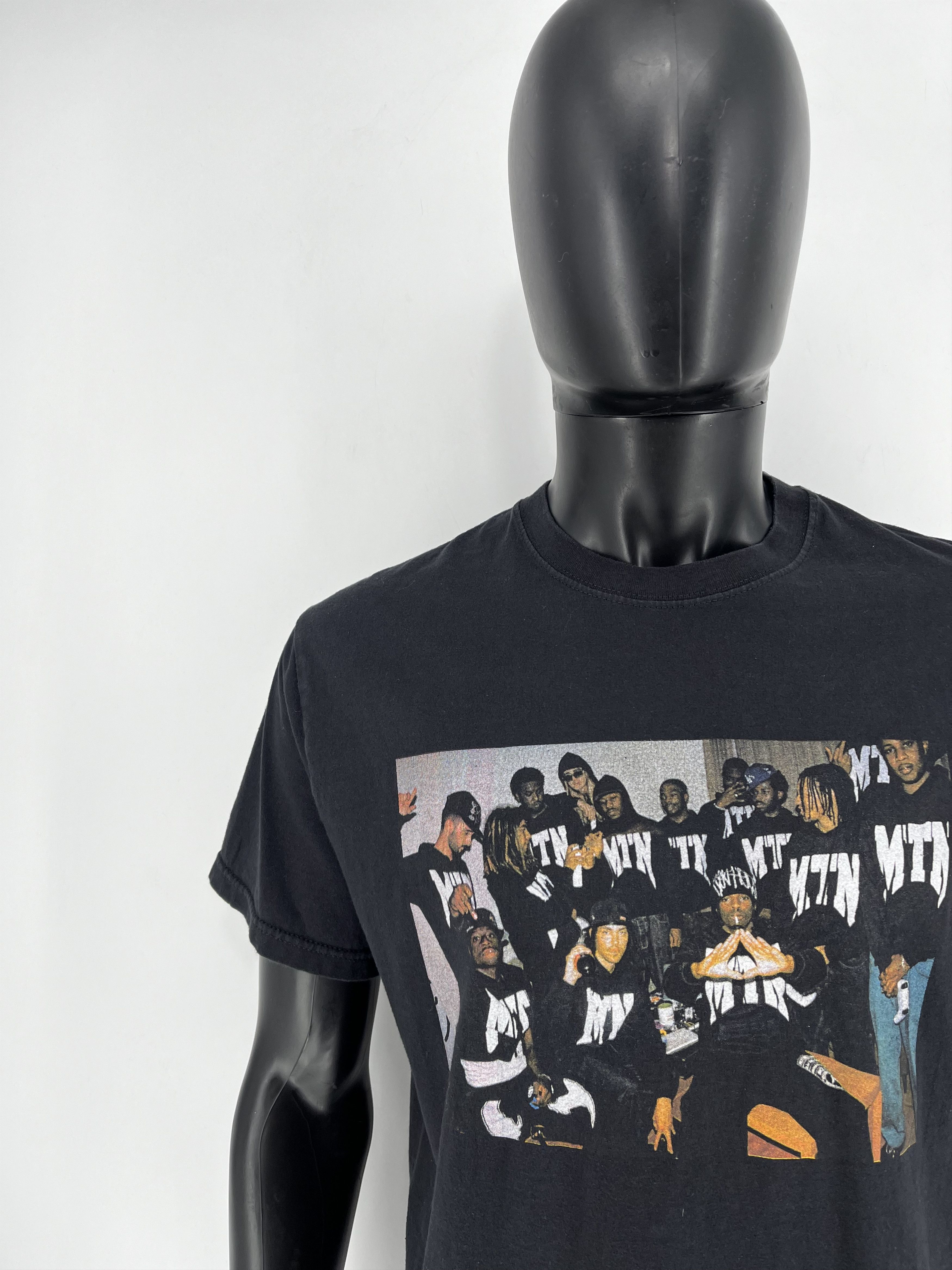 Band Tees × Rap Tees × Vintage Vintage Y2K Art Tshirt Rap Tee Band tee Streetwear Style Size US M / EU 48-50 / 2 - 6 Thumbnail