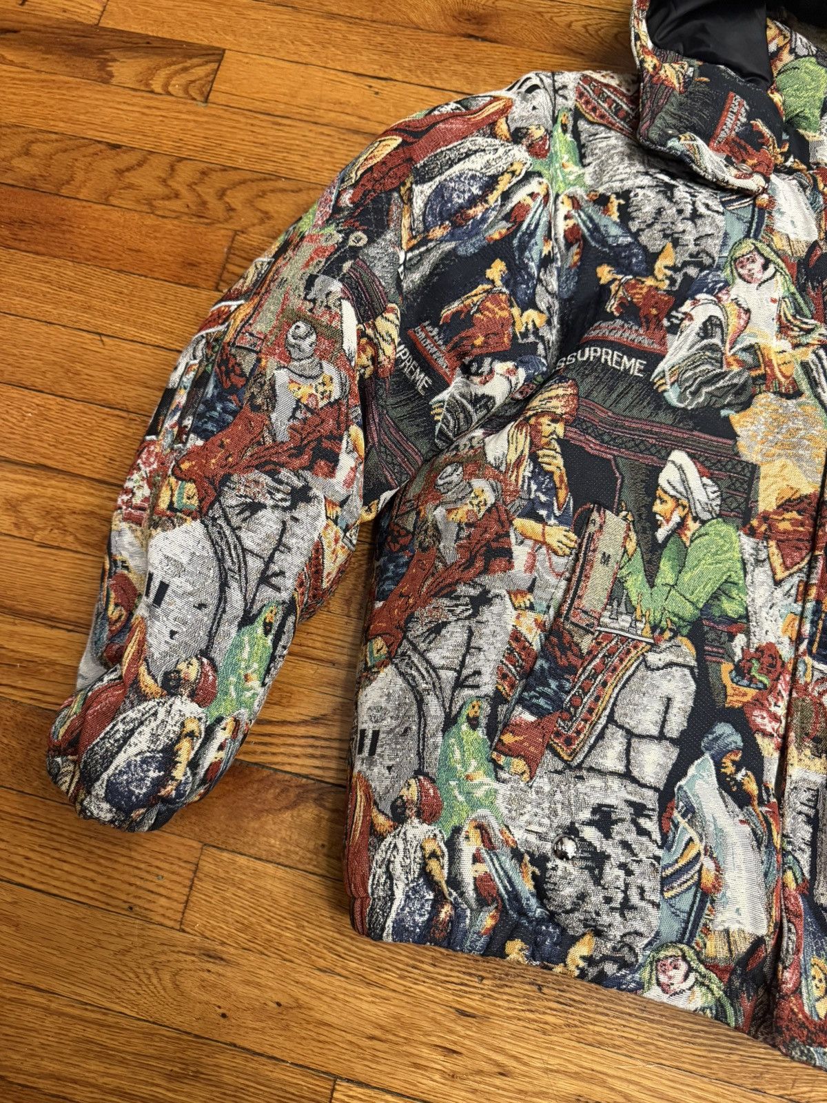 Bless × Supreme Supreme Bless Tapestry Down Jacket Size Large Size US L / EU 52-54 / 3 - 3 Thumbnail