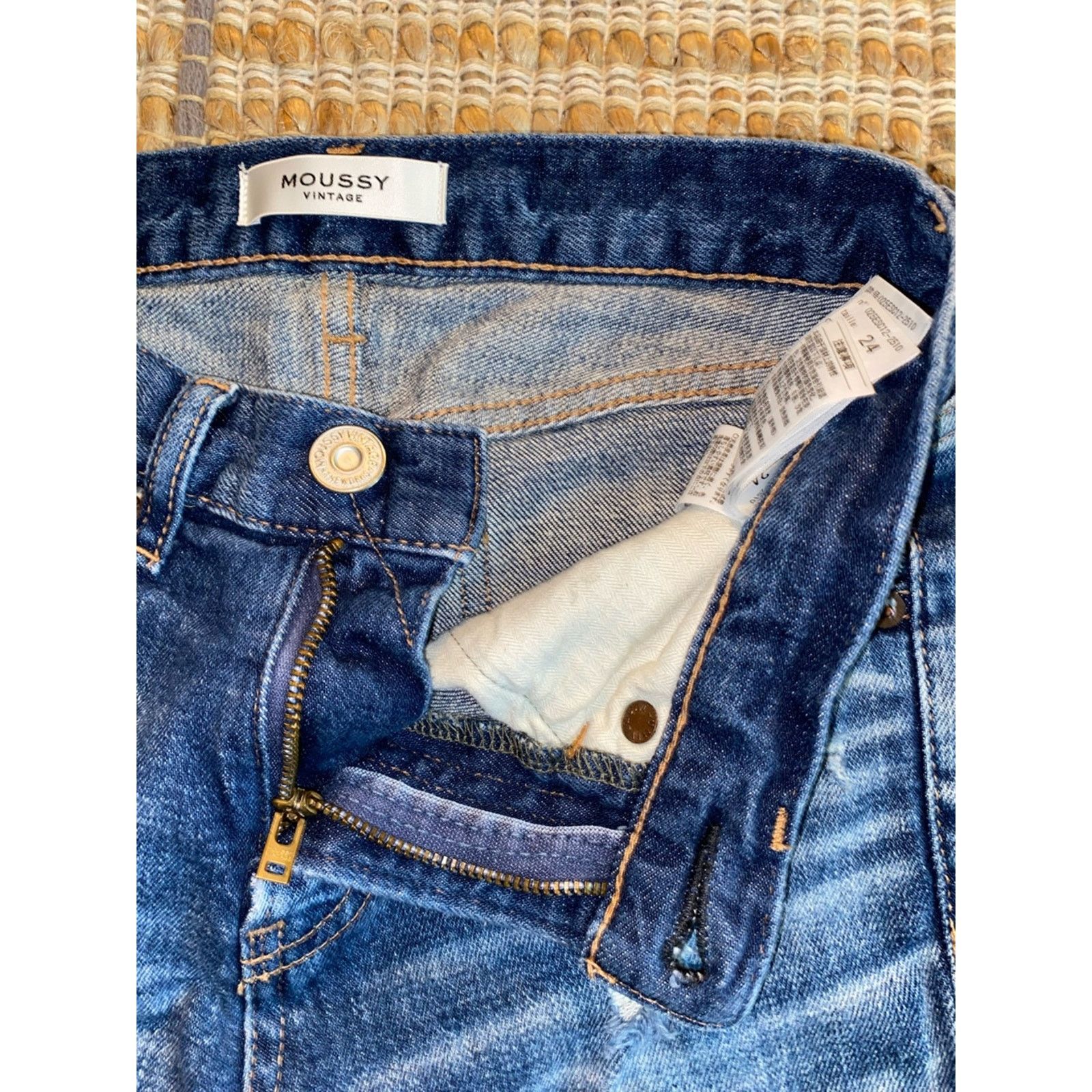 MOUSSY MOUSSY $350 Prichard Skinny Jean 24” EUC Size 24" / US 00 / IT 34 - 8 Thumbnail