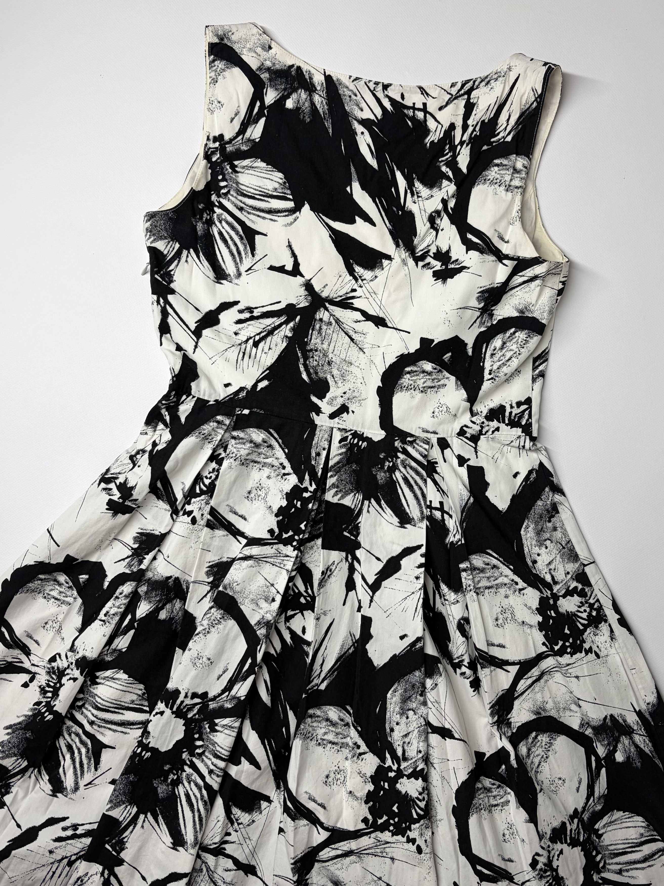 Vintage Vintage Printed dress Size M / US 6-8 / IT 42-44 - 7 Thumbnail