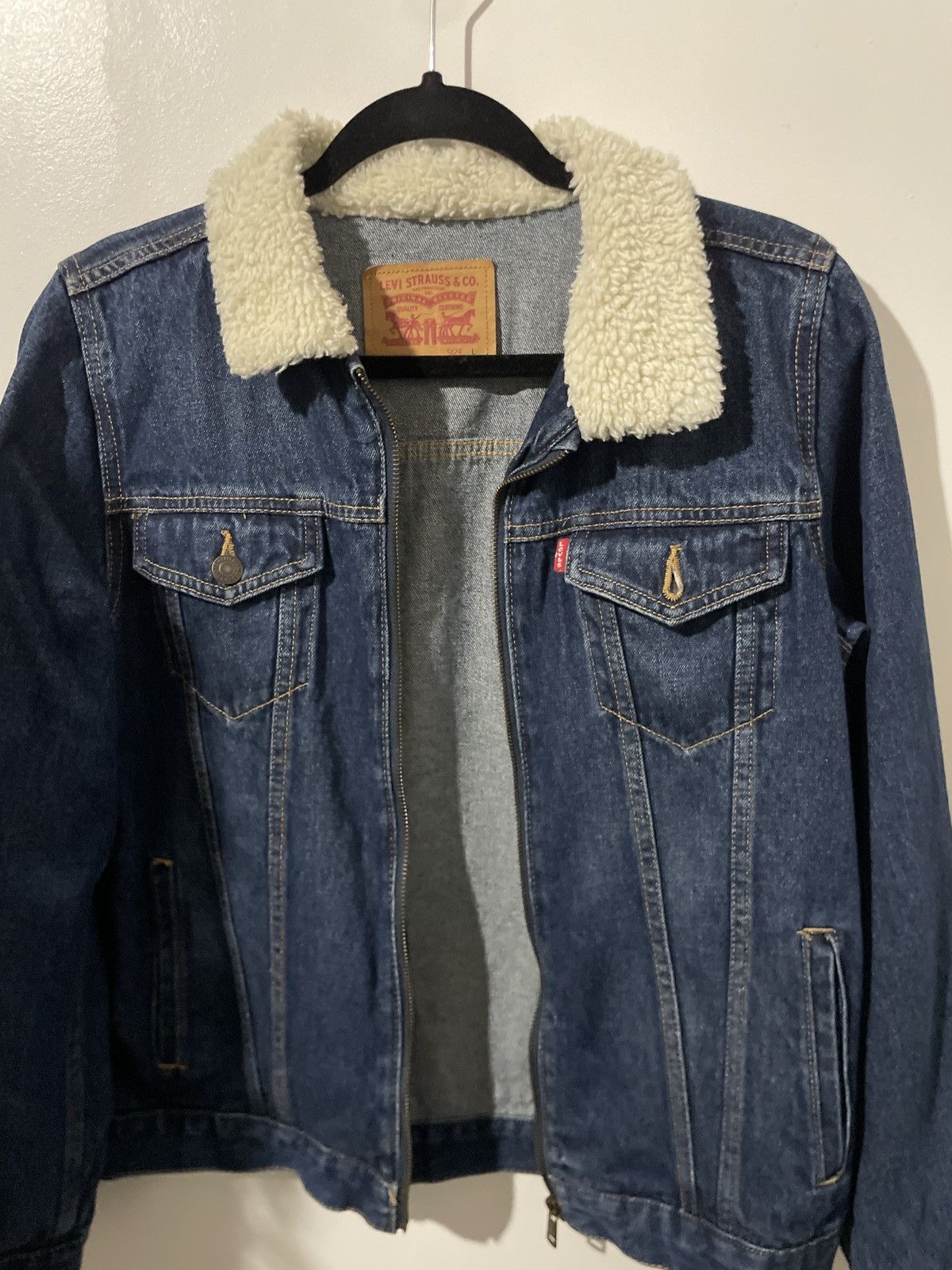 Levi's LEVIS DENIM JACKET W/ FUR COLLAR Size US XS / EU 42 / 0 - 1 Thumbnail