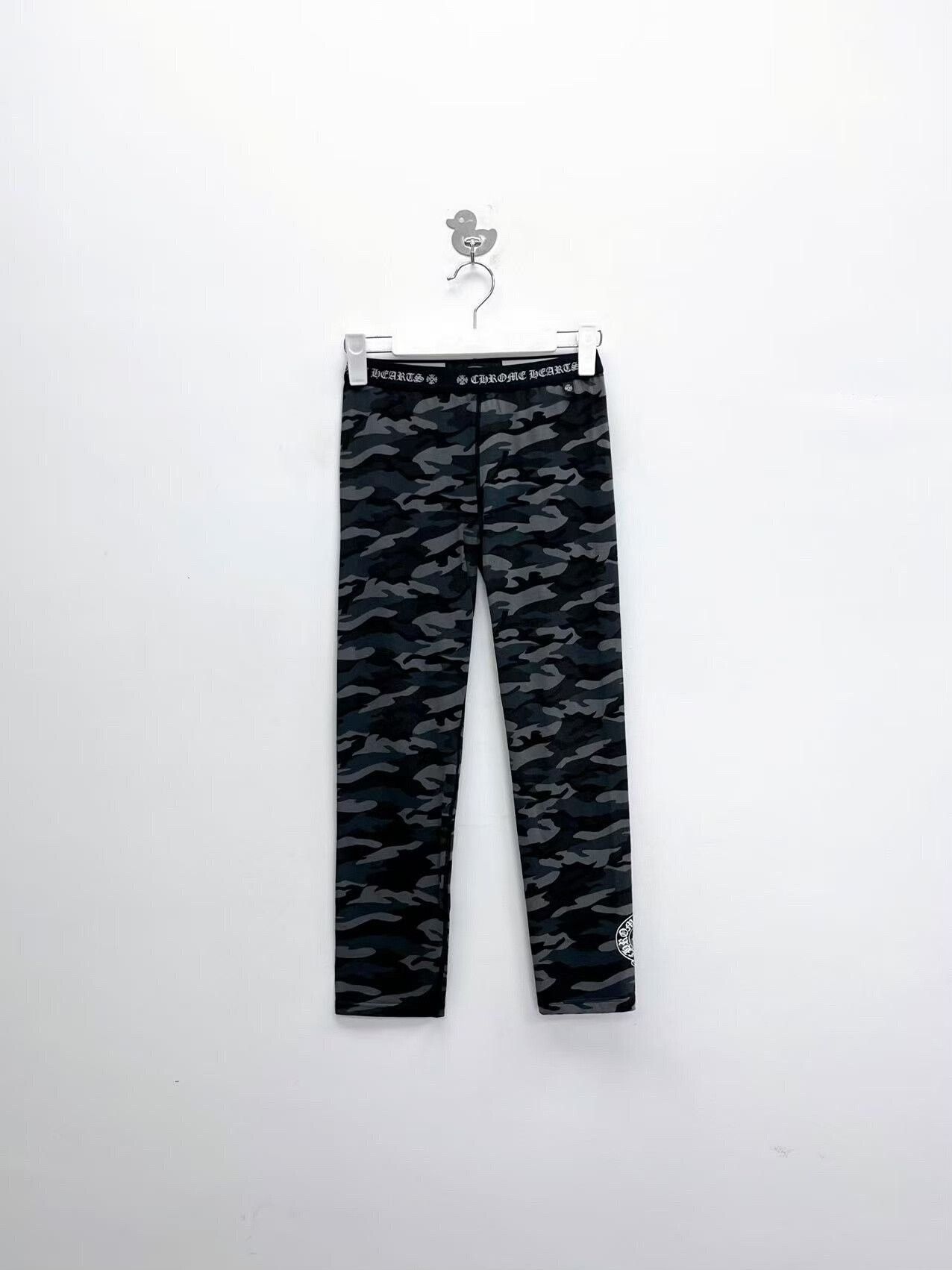 Chrome Hearts chrome hearts camouflage yoga pants size small Size 23" - 1 Thumbnail
