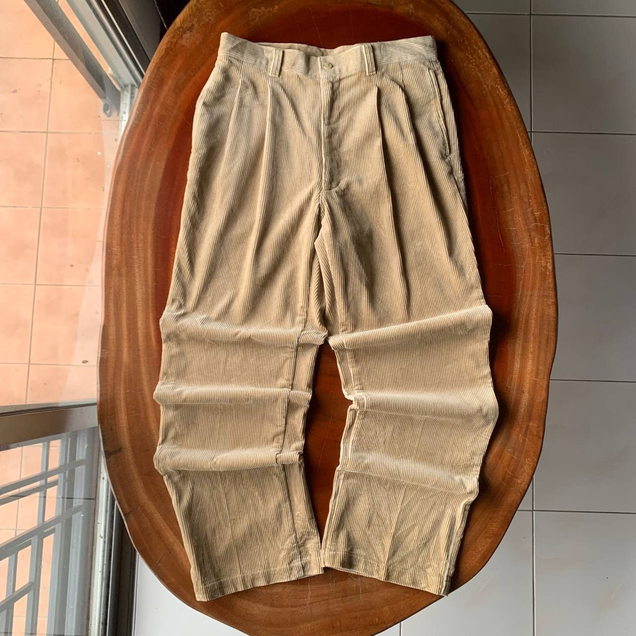 MCM 💥BNWT💥 90’s MCM Legere Corduroy Big Logo Baggy Khaki Pants Size US 32 / EU 48 - 2 Thumbnail