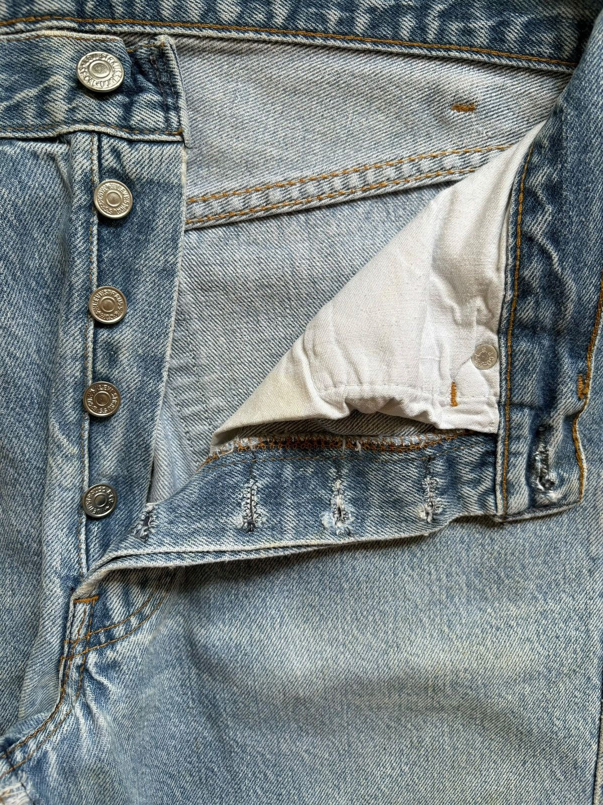 Levi's SALES🔥Vintage 90s Levis 501 Button Fly Mud Wash Jeans Size US 30 / EU 46 - 3 Thumbnail