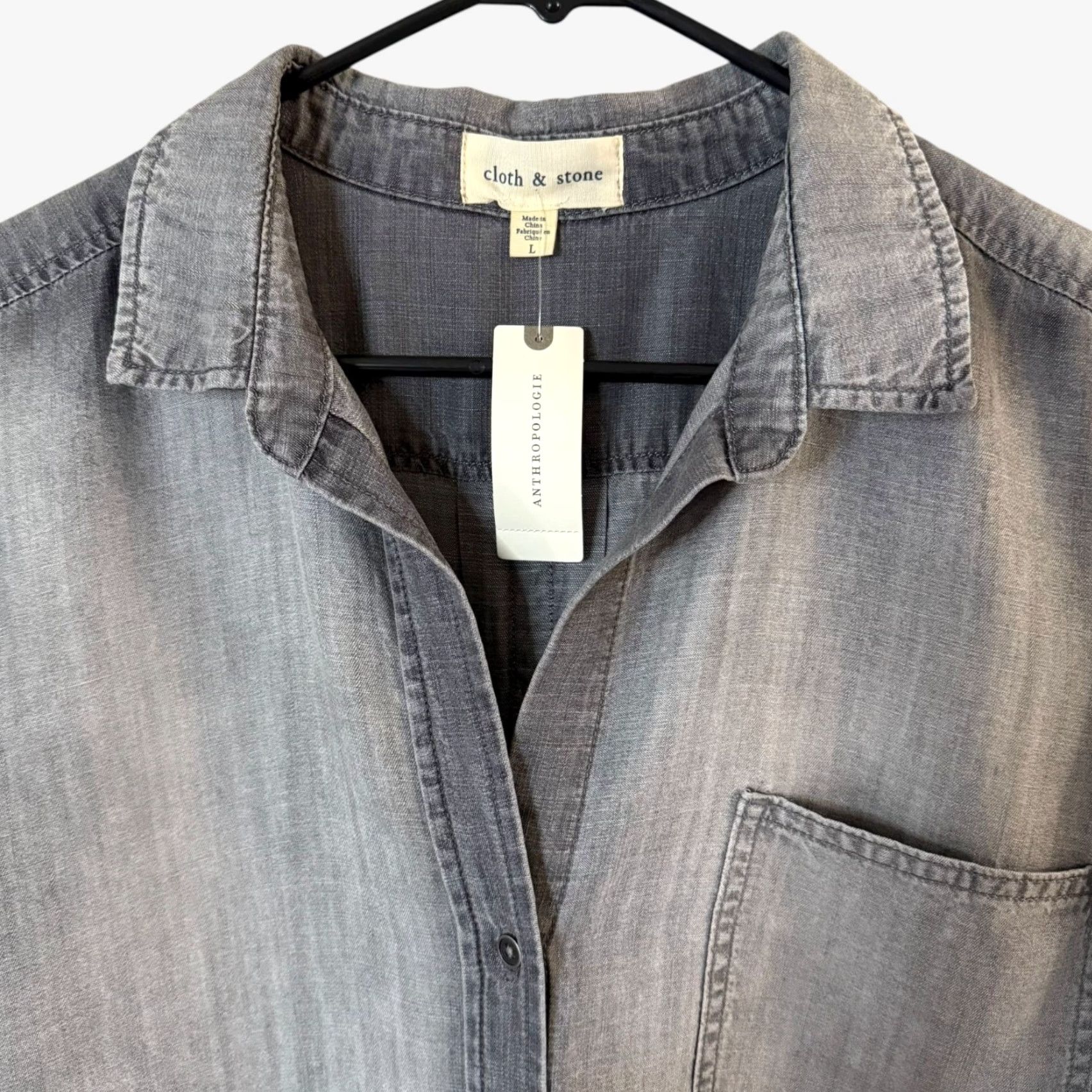 Anthropologie Cloth & Stone by Anthropologie Chambray Shirt Gray Women's Large Lyocell Button-Down Casual Pockets Size L / US 10 / IT 46 - 5 Thumbnail