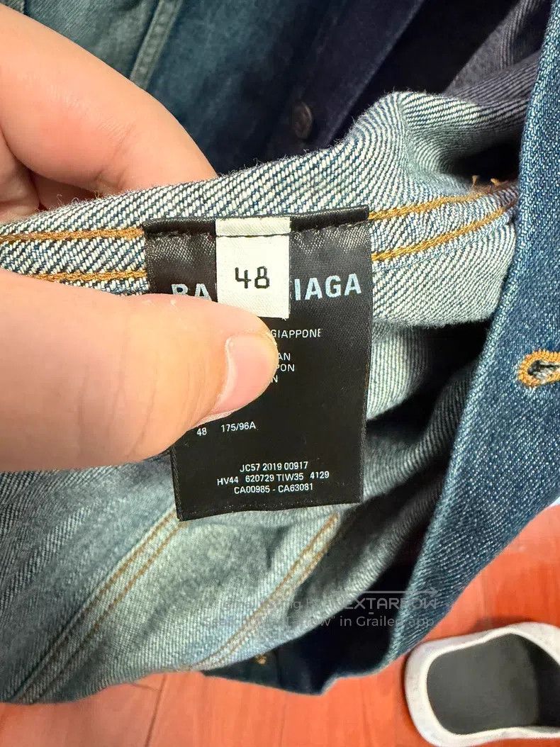 Balenciaga Balenciaga Oversized Washed Denim Shirt Short Sleeve Size US M / EU 48-50 / 2 - 5 Thumbnail