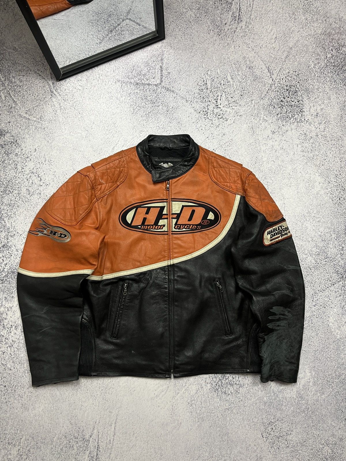 Harley Davidson Vintage Harley Davidson Leather Jacket USA Rare Logo Orange Size US L / EU 52-54 / 3 - 1 Thumbnail