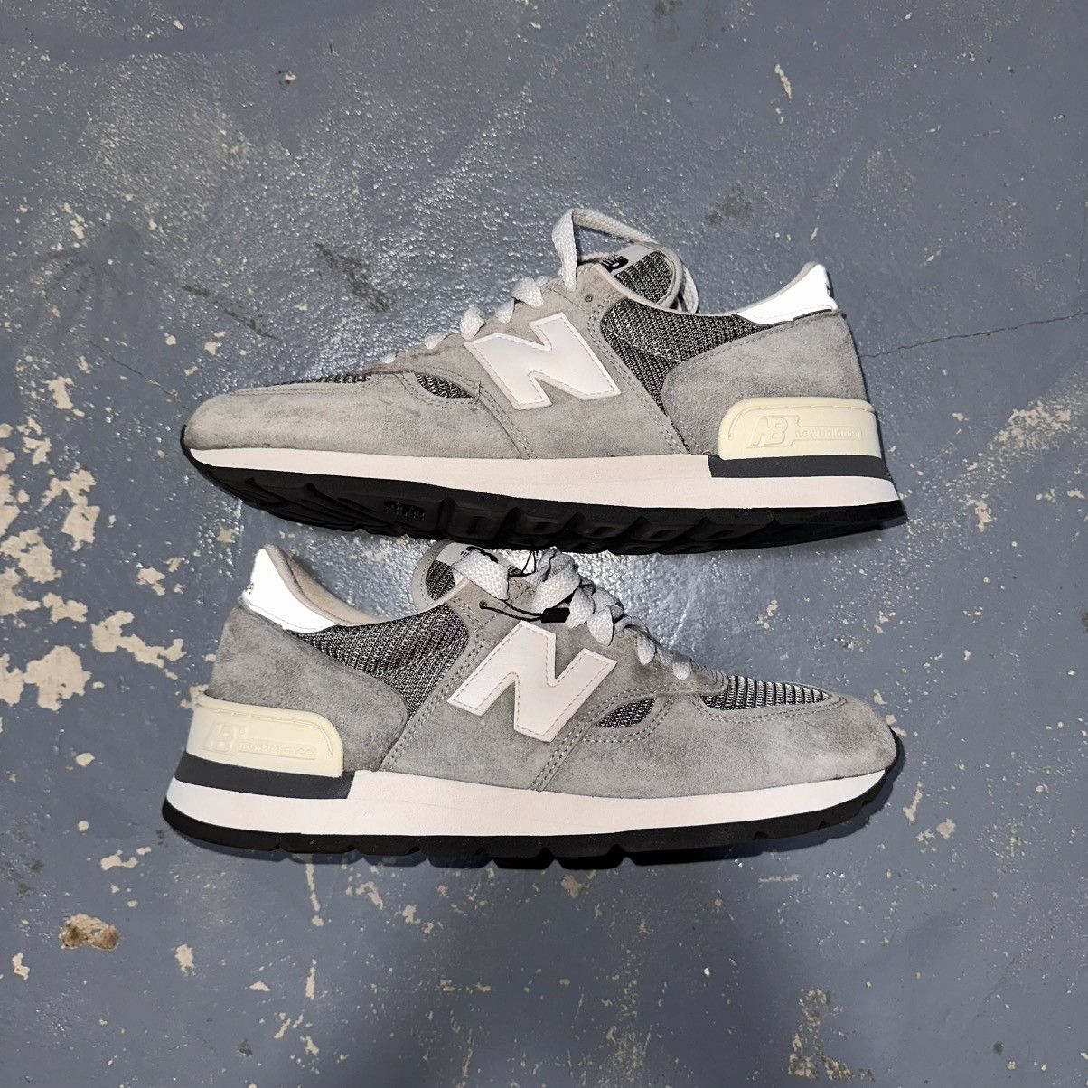 New Balance New Balance 990 V1 Grey white M990GR1 Made USA Size US 9.5 / EU 42-43 - 4 Thumbnail