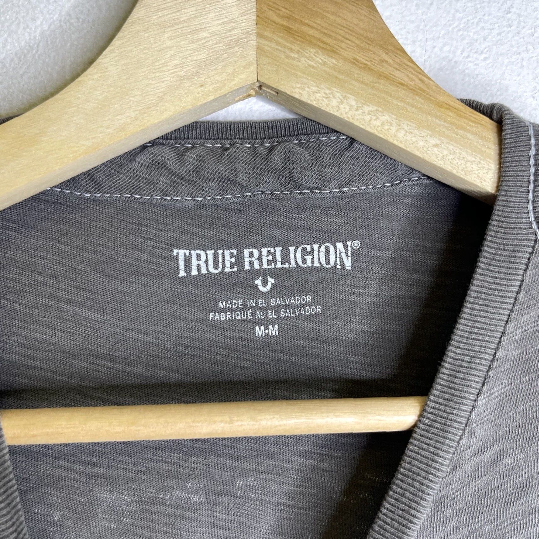 True Religion VINTAGE True Religion T-Shirt Mens Regular Gray Cotton Double-Sided Graphic Designer 90s Y2K Men Short Sleeve Crew Neck Medium Size US M / EU 48-50 / 2 - 3 Thumbnail