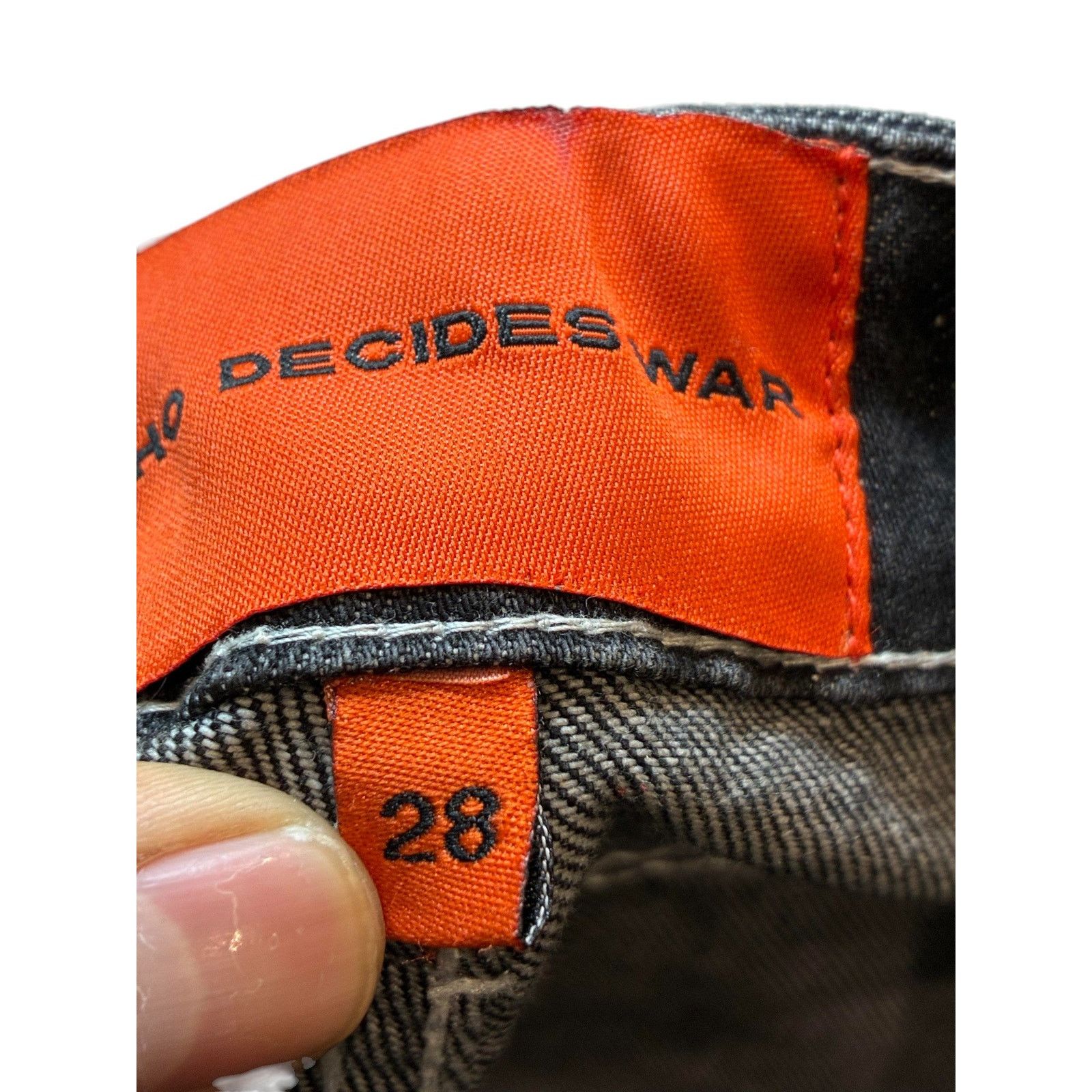 Who Decides War WDW Scripture Black Jeans Size US 28 / EU 44 - 4 Thumbnail