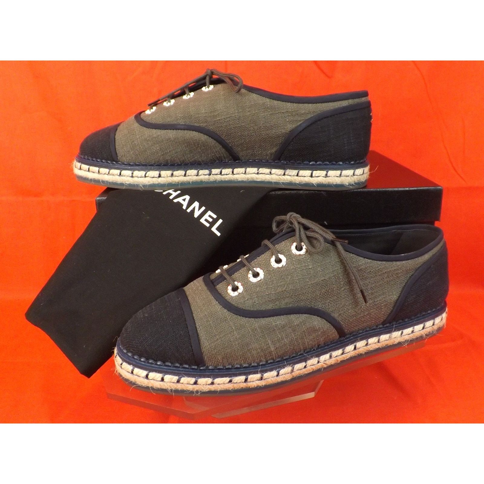 Chanel CHANEL GRAY BLACK CANVAS PEARLS CC ESPADRILL OXFORD FLATS 39 Size US 9 / IT 39 - 1 Thumbnail
