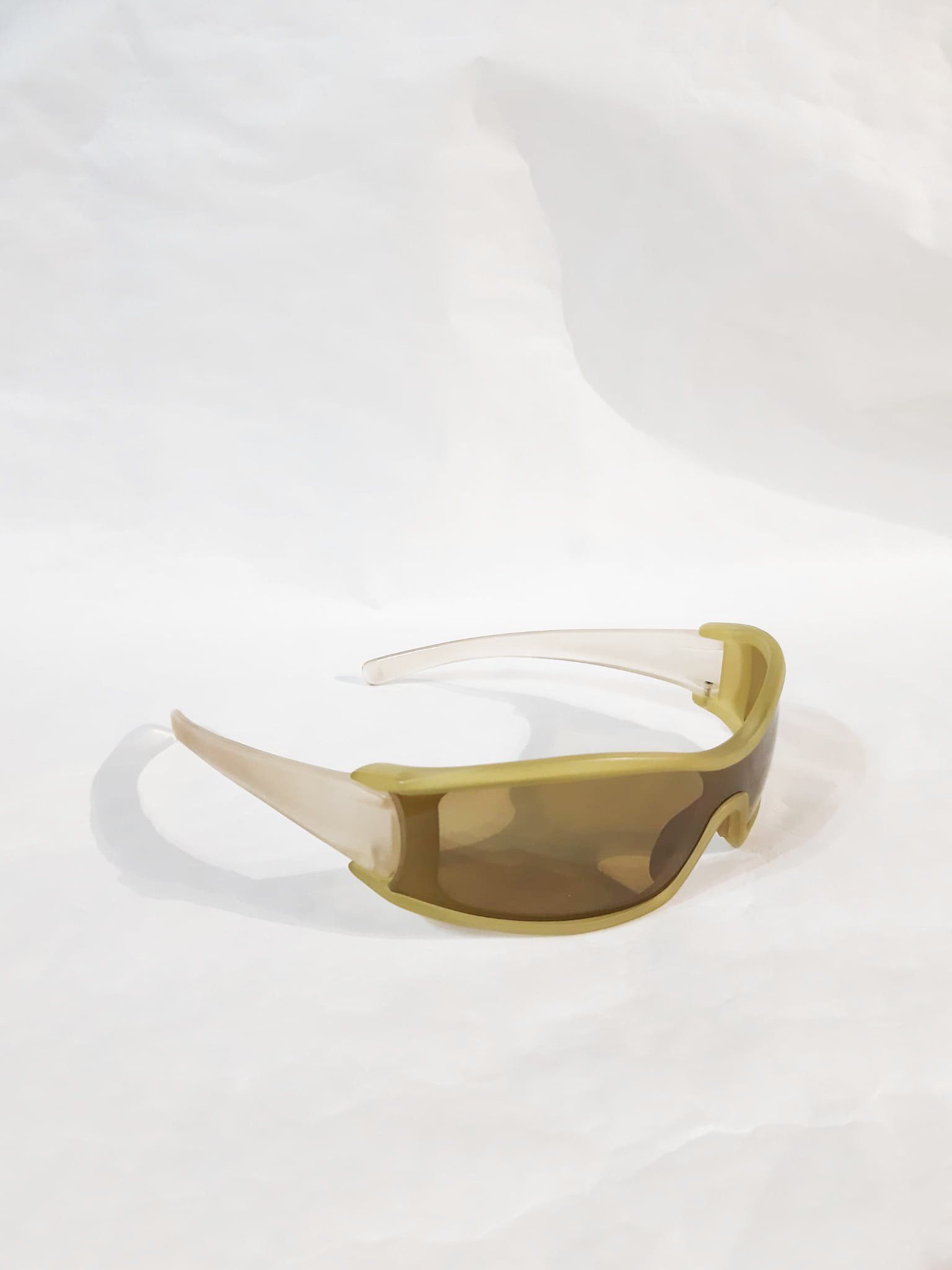 Prada Prada SS 2000 Transparent Yellow Neon Sunglasses Size ONE SIZE - 3 Thumbnail