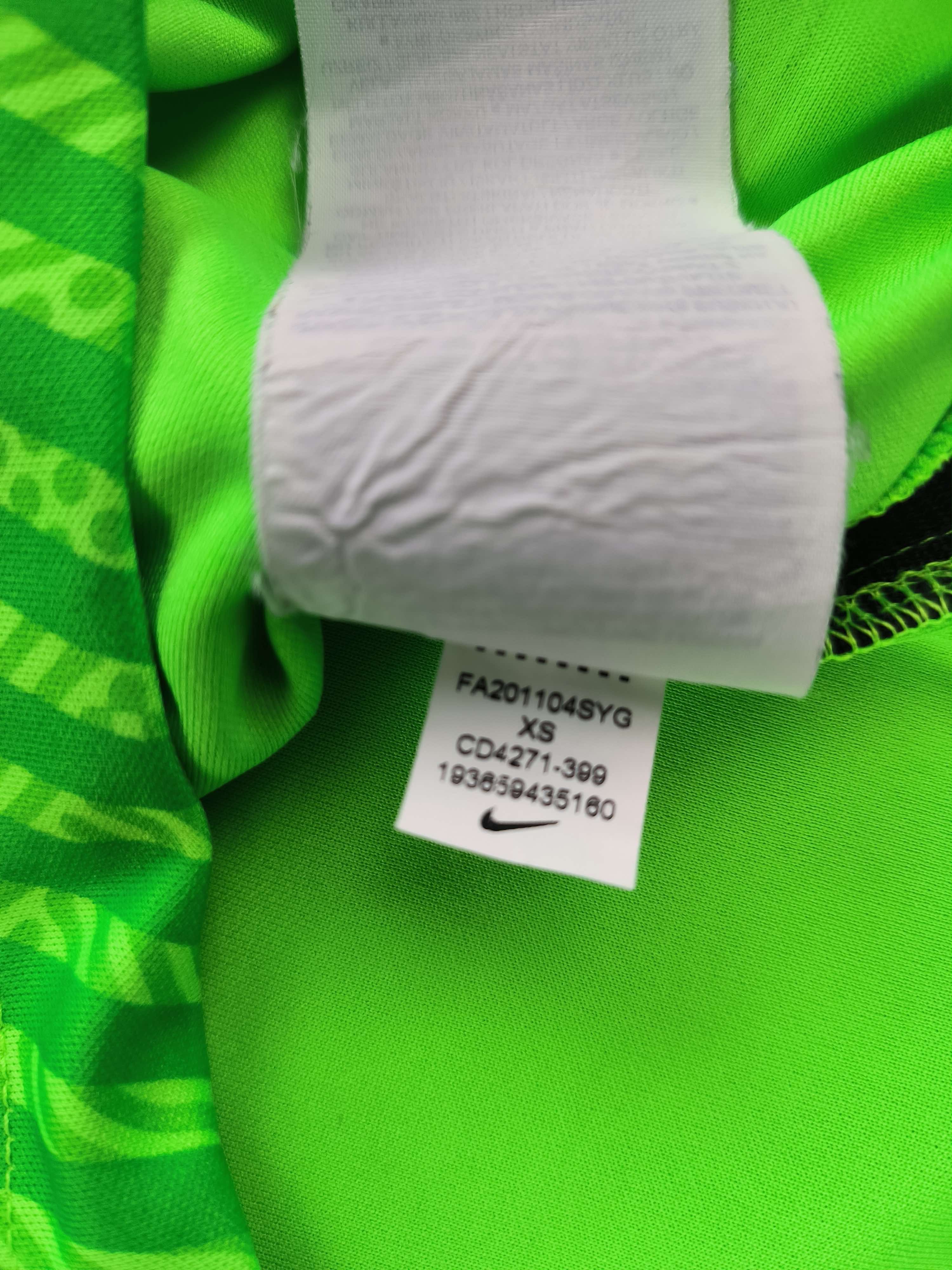 Nike Chelsea 2020-21 Nike goalkeeper football jersey size XS Size US XS / EU 42 / 0 - 7 Thumbnail