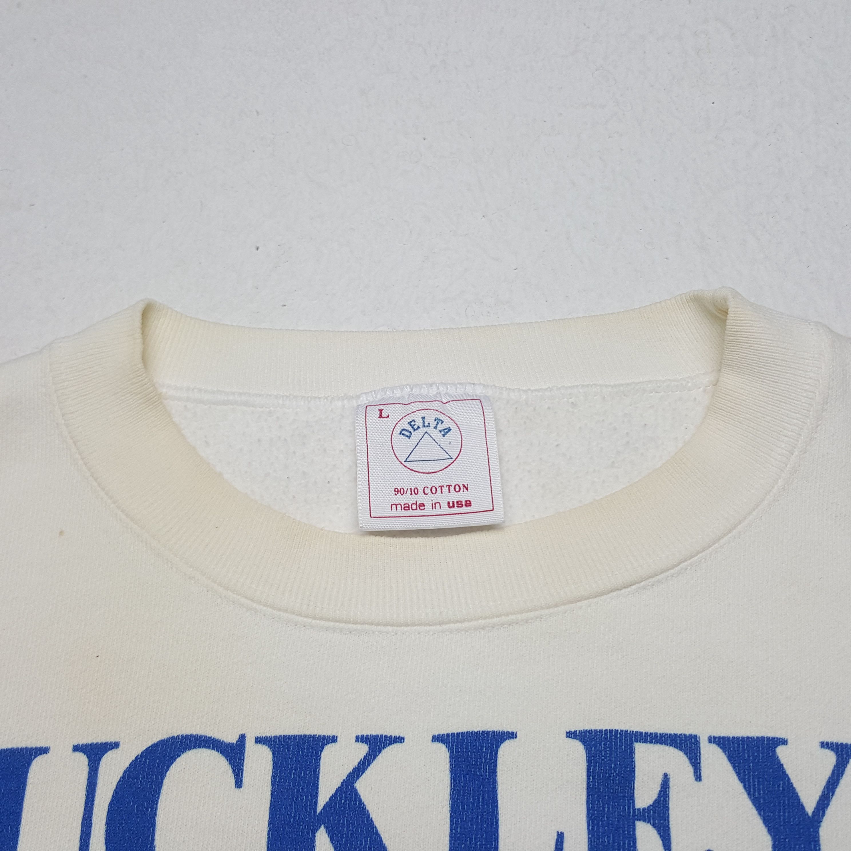 Vintage Vintage 90's Buckley's Tavern Streetwear Style Sweatshirt Size US L / EU 52-54 / 3 - 4 Thumbnail