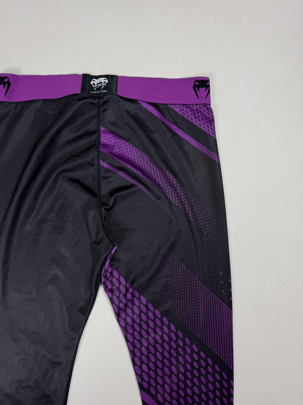 Other Venum Men’s Compression Athletic Tights Leggins Size L Size US 34 / EU 50 - 23 Thumbnail