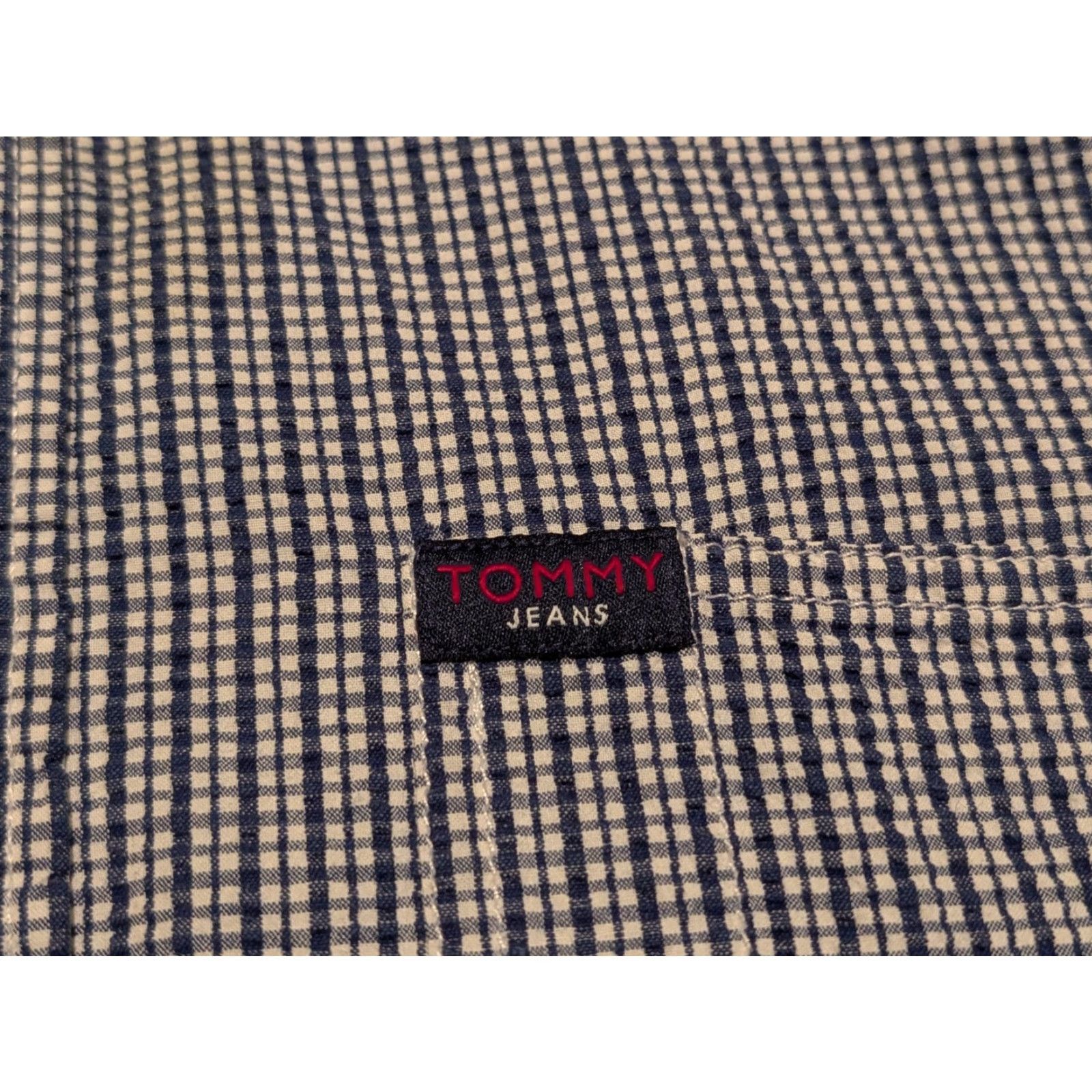 Tommy Hilfiger VINTAGE Tommy Hilfiger Button-Up Shirt Short Sleeve Seersucker Check Navy Crinkle L 90s Men’s Shirt Size US L / EU 52-54 / 3 - 3 Thumbnail