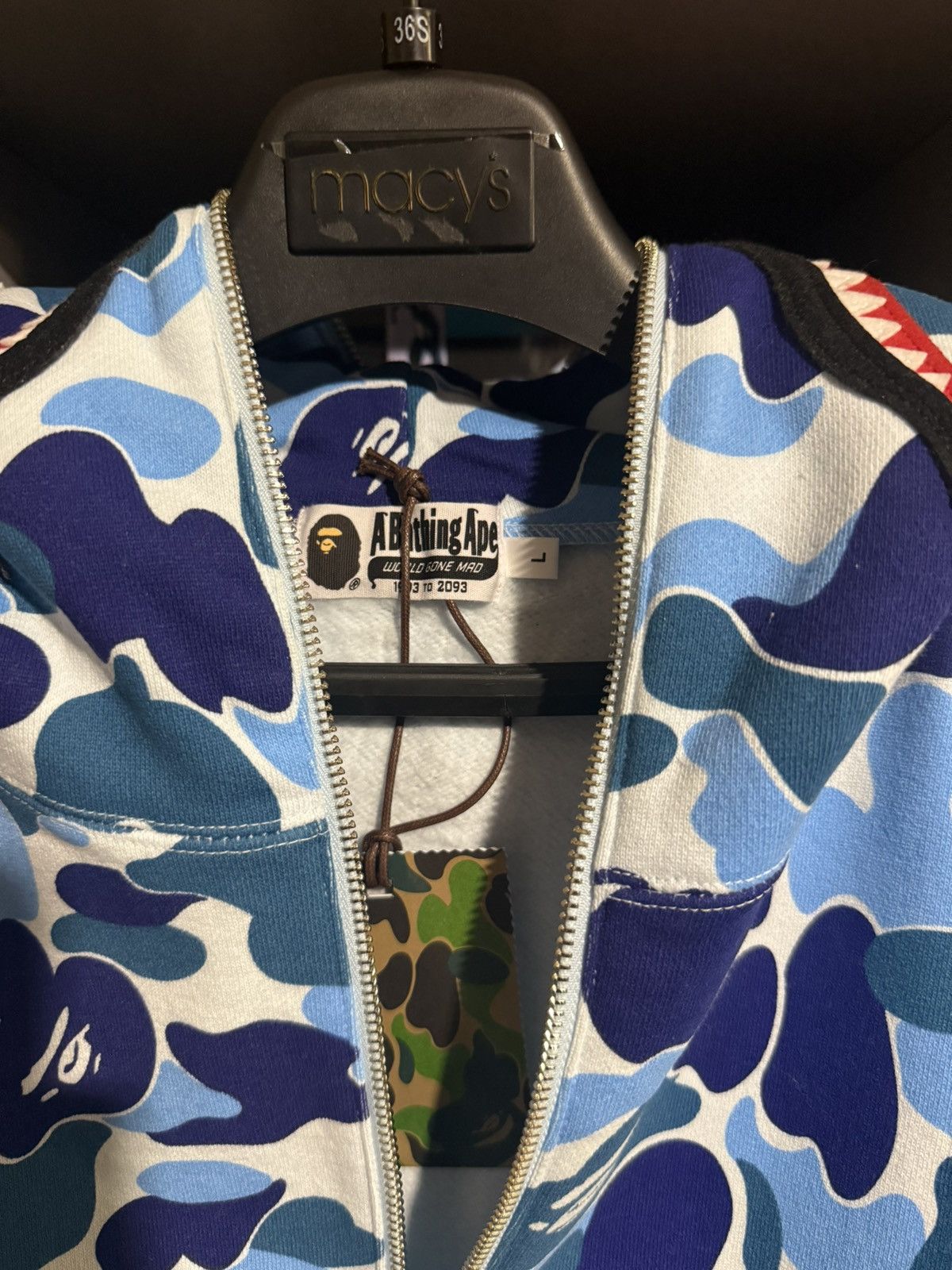 Bape Bape Baby Blue Shark Quarterzip Hoodie Size US L / EU 52-54 / 3 - 2 Thumbnail