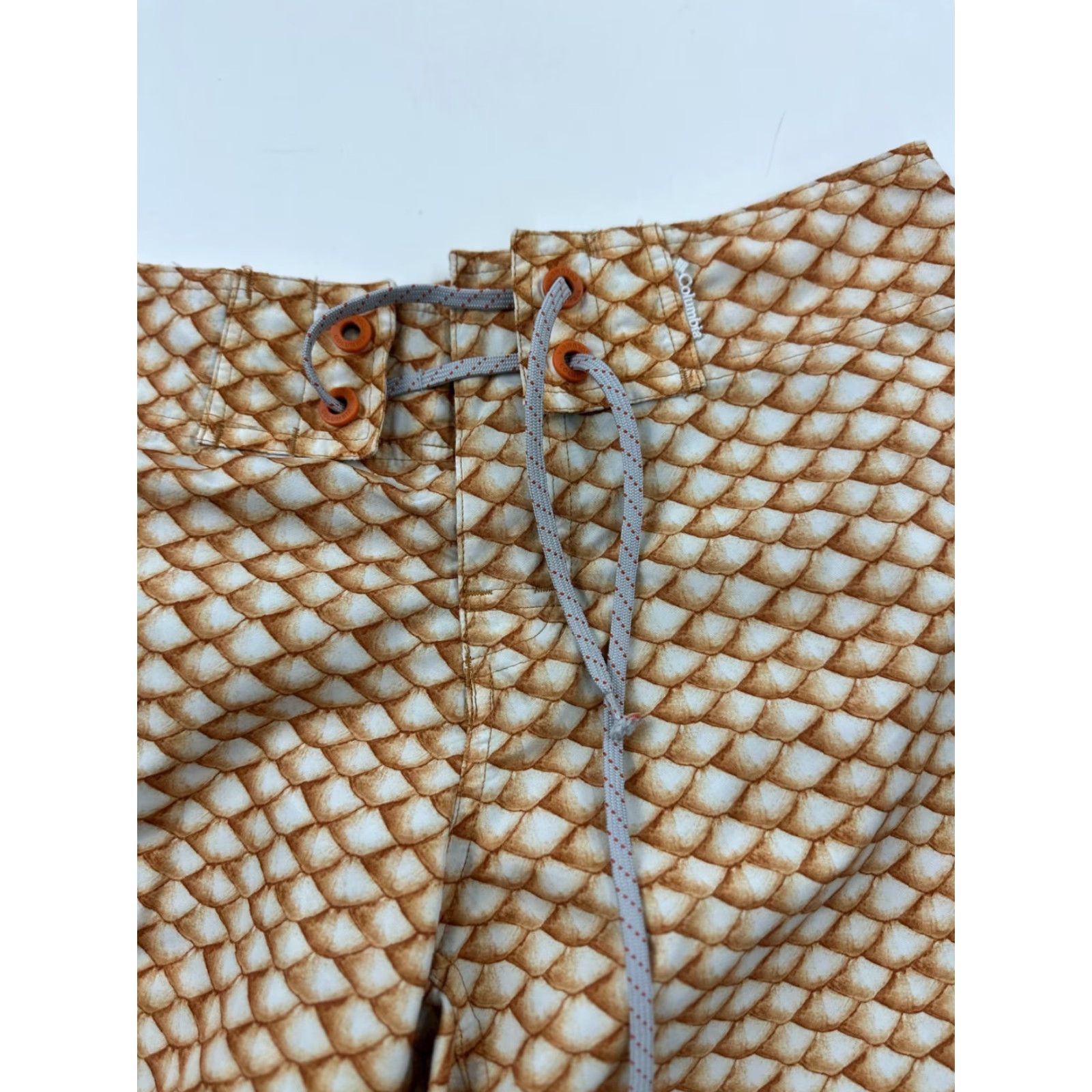 Vintage Columbia Mens Bottom 30 Tan Brown Fish Scale Print PFG Board Shorts Beach Swimwear Geometric Breathing Pockets Size US 30 / EU 46 - 5 Thumbnail