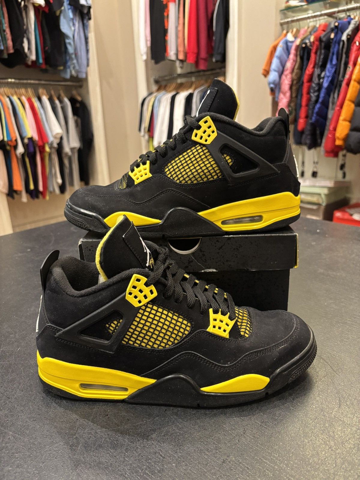 Jordan 4 Retro ‘Thunder’