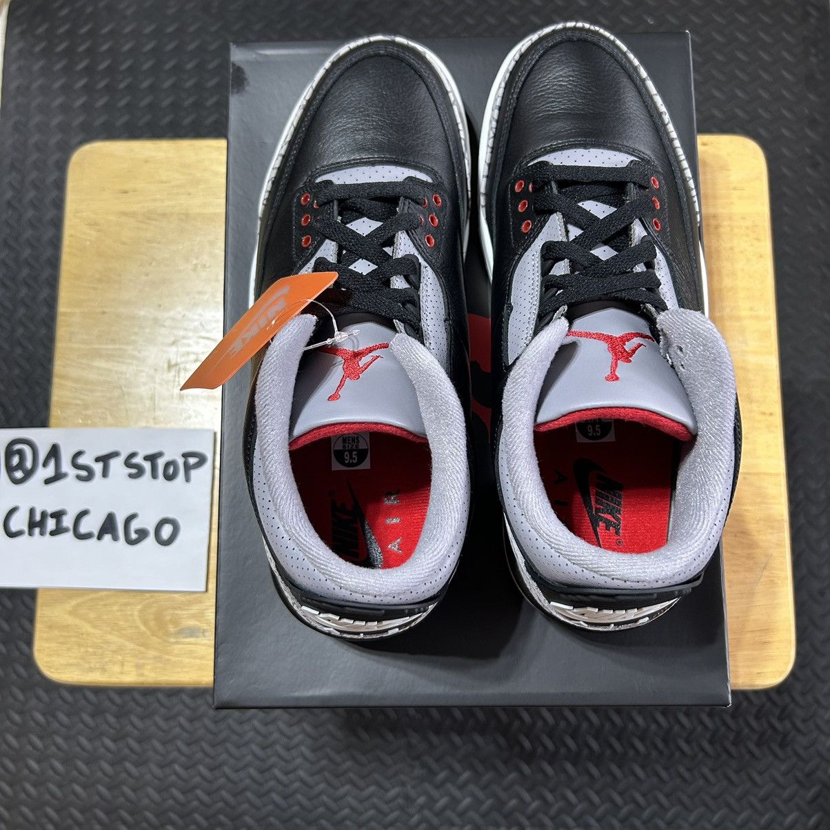 Jordan Brand × Nike Nike Air Jordan 3 Retro Black Cement 2024 Size 9.5 NEW Size US 9.5 / EU 42-43 - 6 Thumbnail