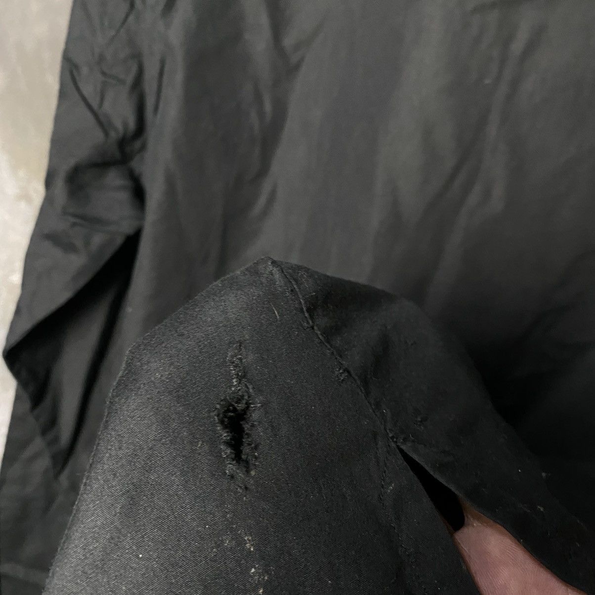 Kris Van Assche Kris van assche true black hidden button shirt l/s Size US M / EU 48-50 / 2 - 8 Thumbnail