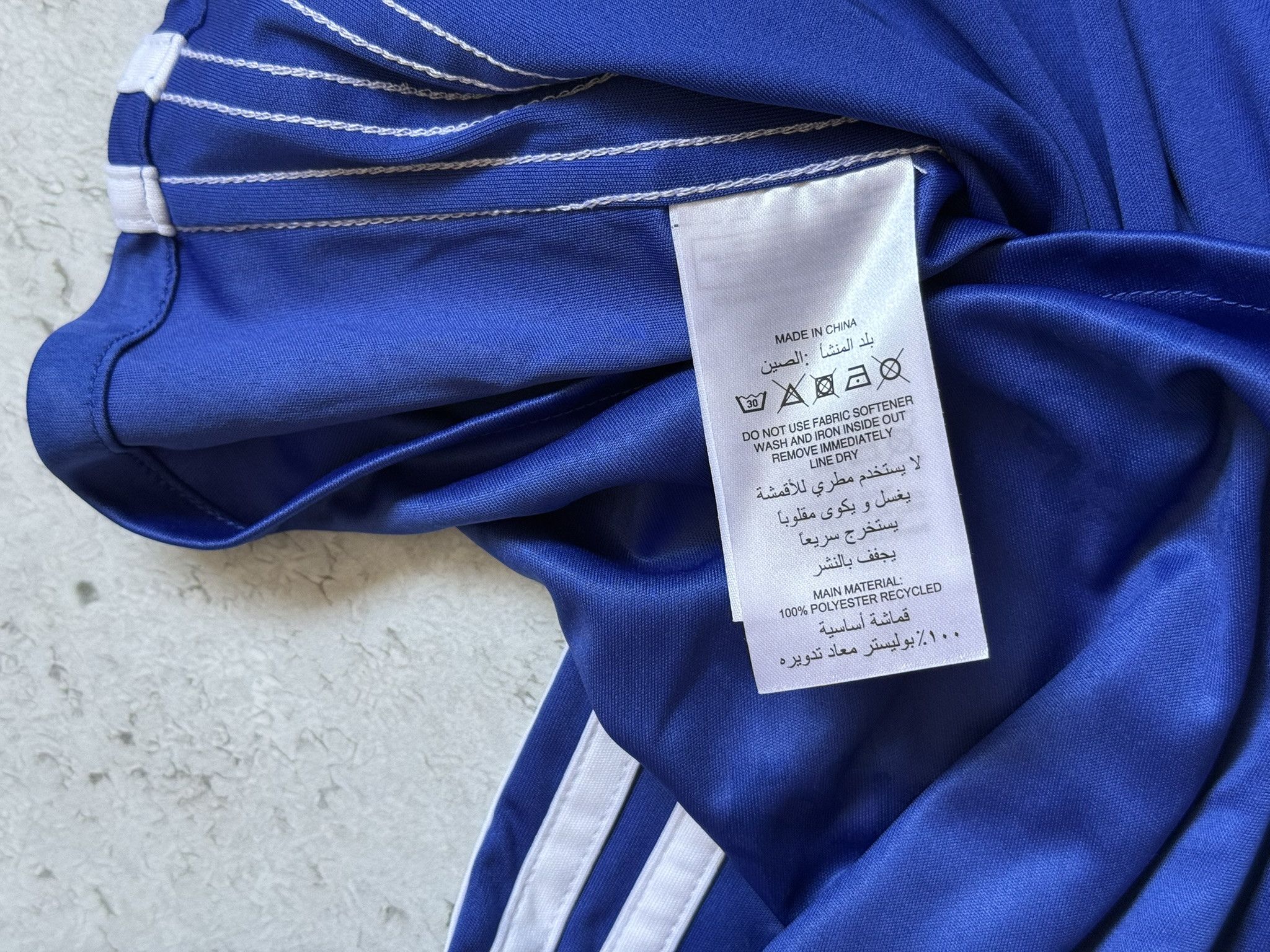 Adidas CHELSEA 2016 2017 HOME FOOTBALL SHIRT SOCCER JERSEY ADIDAS S Size US S / EU 44-46 / 1 - 9 Thumbnail