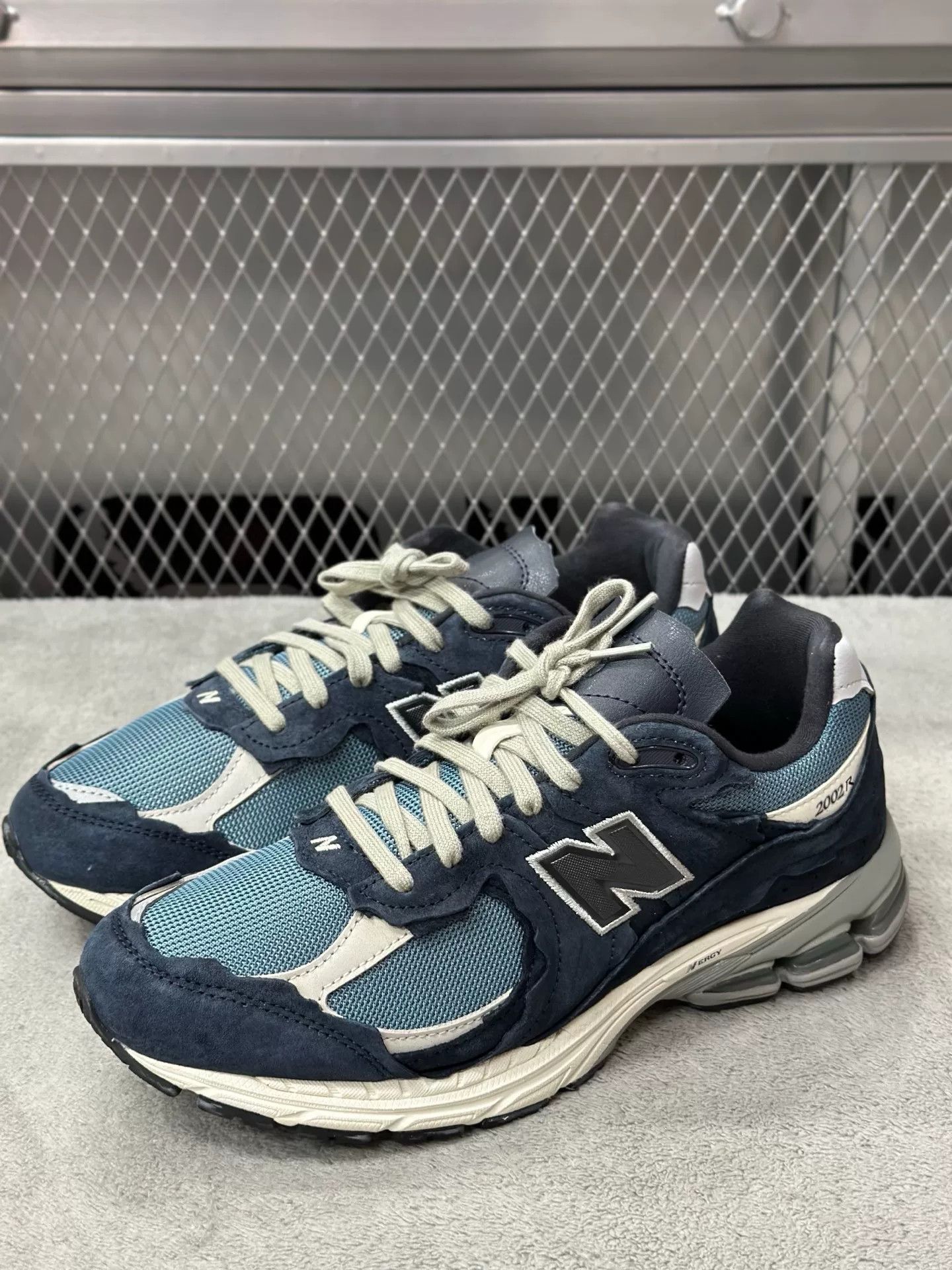 New Balance New Balance Blue Lowtop Sneakers 44 Men Size US 10.5 / EU 43-44 - 1 Thumbnail