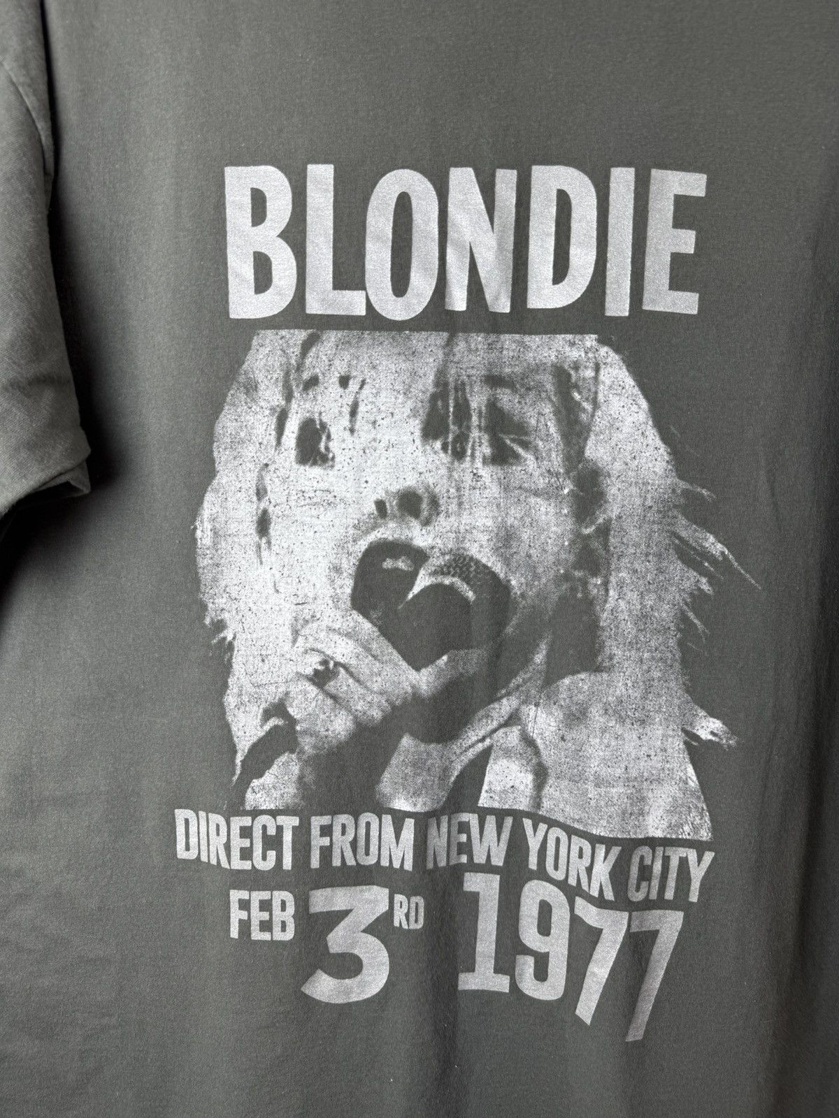 Band Tees Vintage Blondie Band New York Tour T Shirt Size US XL / EU 56 / 4 - 2 Thumbnail