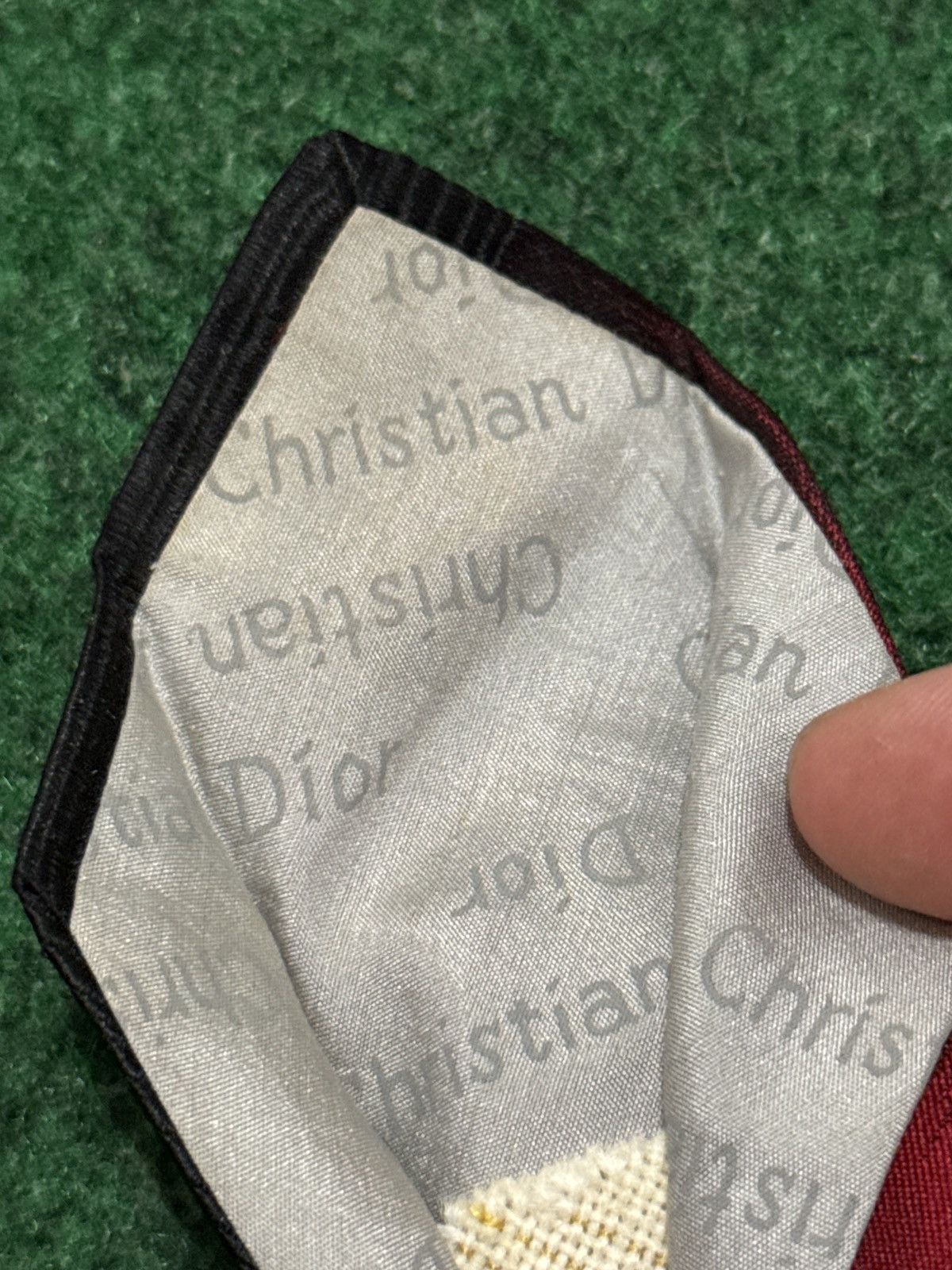 Dior Vintage Christian Dior All Silk Black Red Tie Size ONE SIZE - 3 Thumbnail