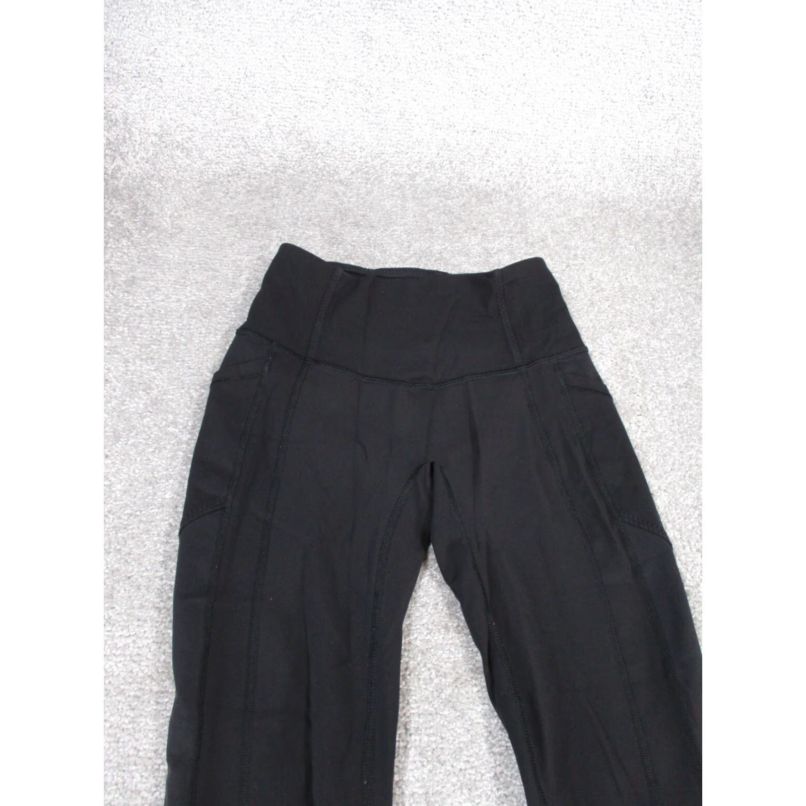 Lululemon Lululemon Leggings Womens 4 Black Performance Crop Athletic Cropped Leggings Womens 4 Black Athleisure Gym & Training Running Yoga Mens? Size 27" / US 4 / IT 40 - 2 Thumbnail