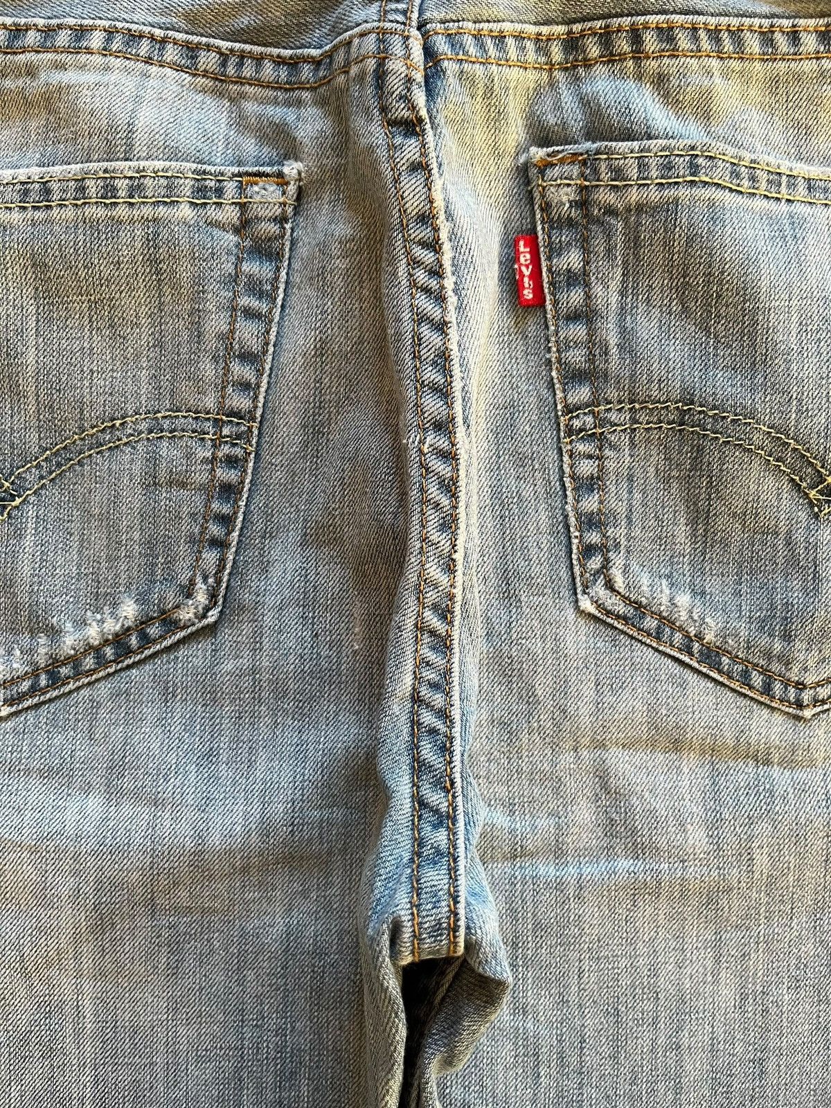 Levi's Vintage Levis Blue Wash Distressed Baggy Jean Shorts Jorts Size US 33 - 6 Thumbnail