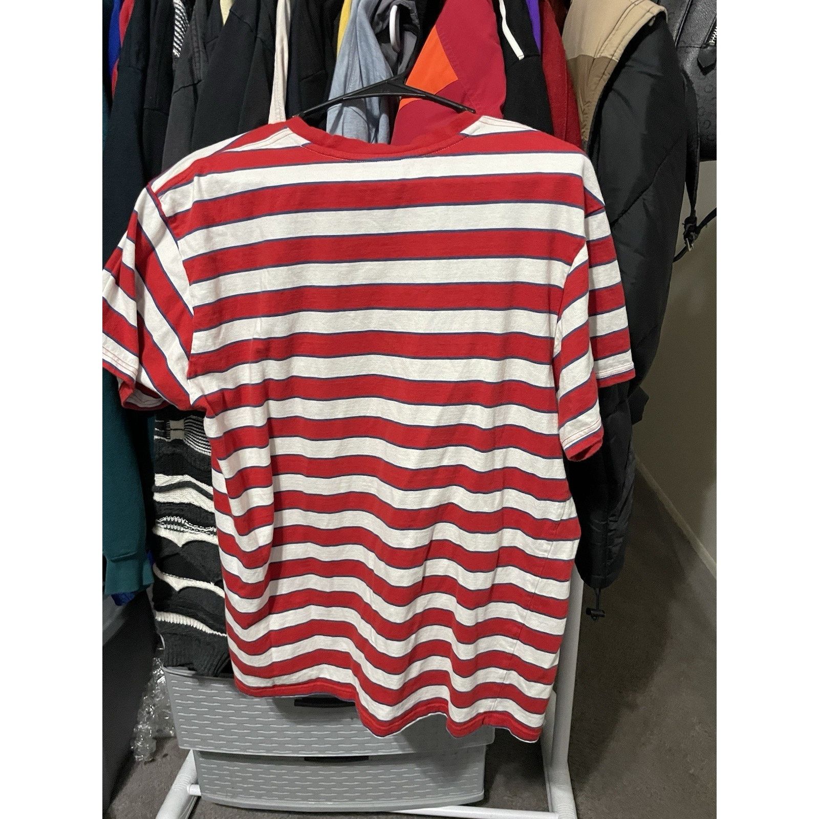 Huf Size XL- HUF Worldwide Striped Red White T Shirt Stitch Logo Size US XL / EU 56 / 4 - 2 Thumbnail