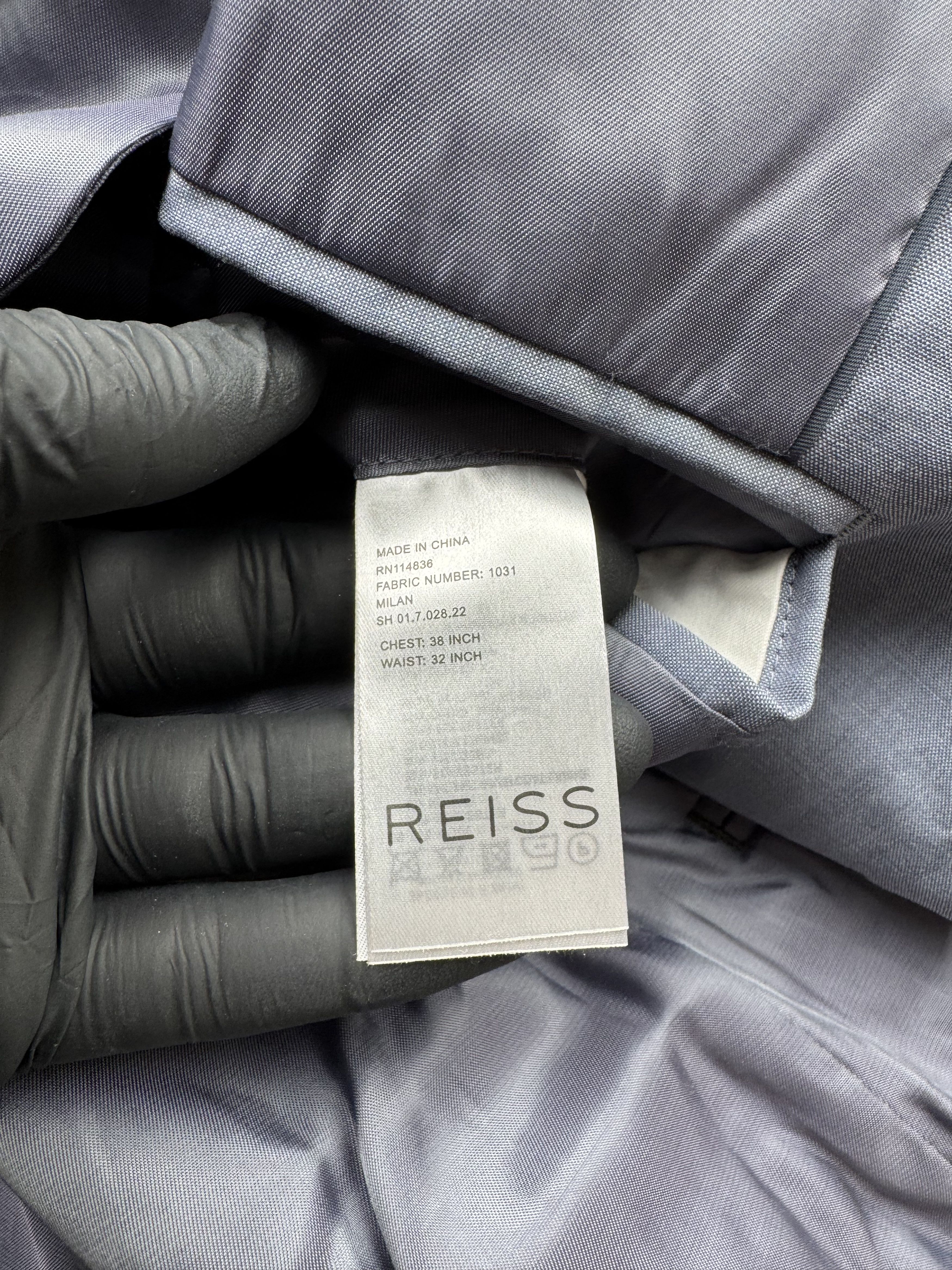 Reiss Reiss Wool Suit + Vest (B249) Size 38R - 4 Thumbnail