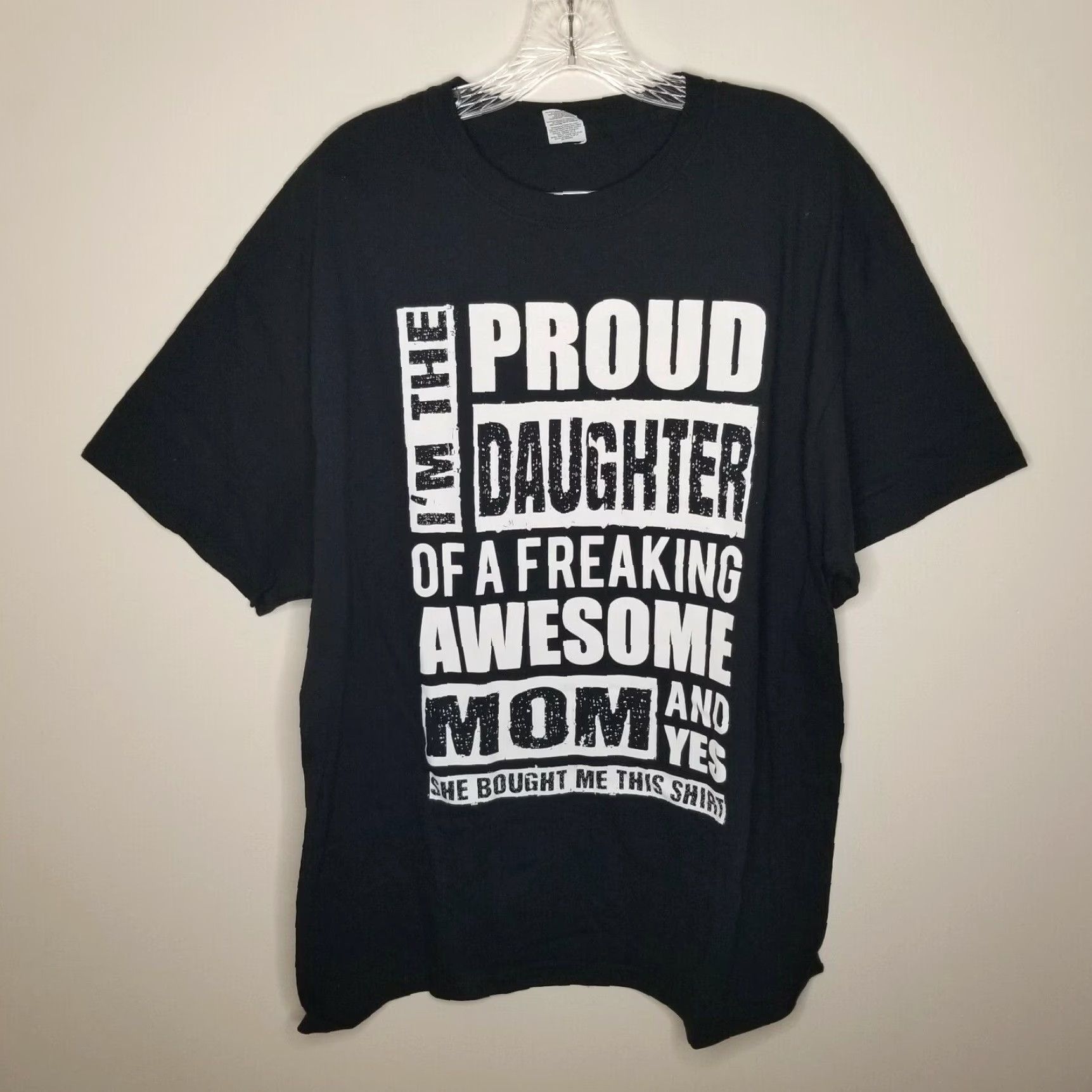 Gildan Gildan Womens Short Sleeve T-Shirt Black Im The Proud Daughter Of A Freaking Awesome Mom Funny Mother's Day Gift Large Size 36" / US 14 / IT 50 - 1 Thumbnail