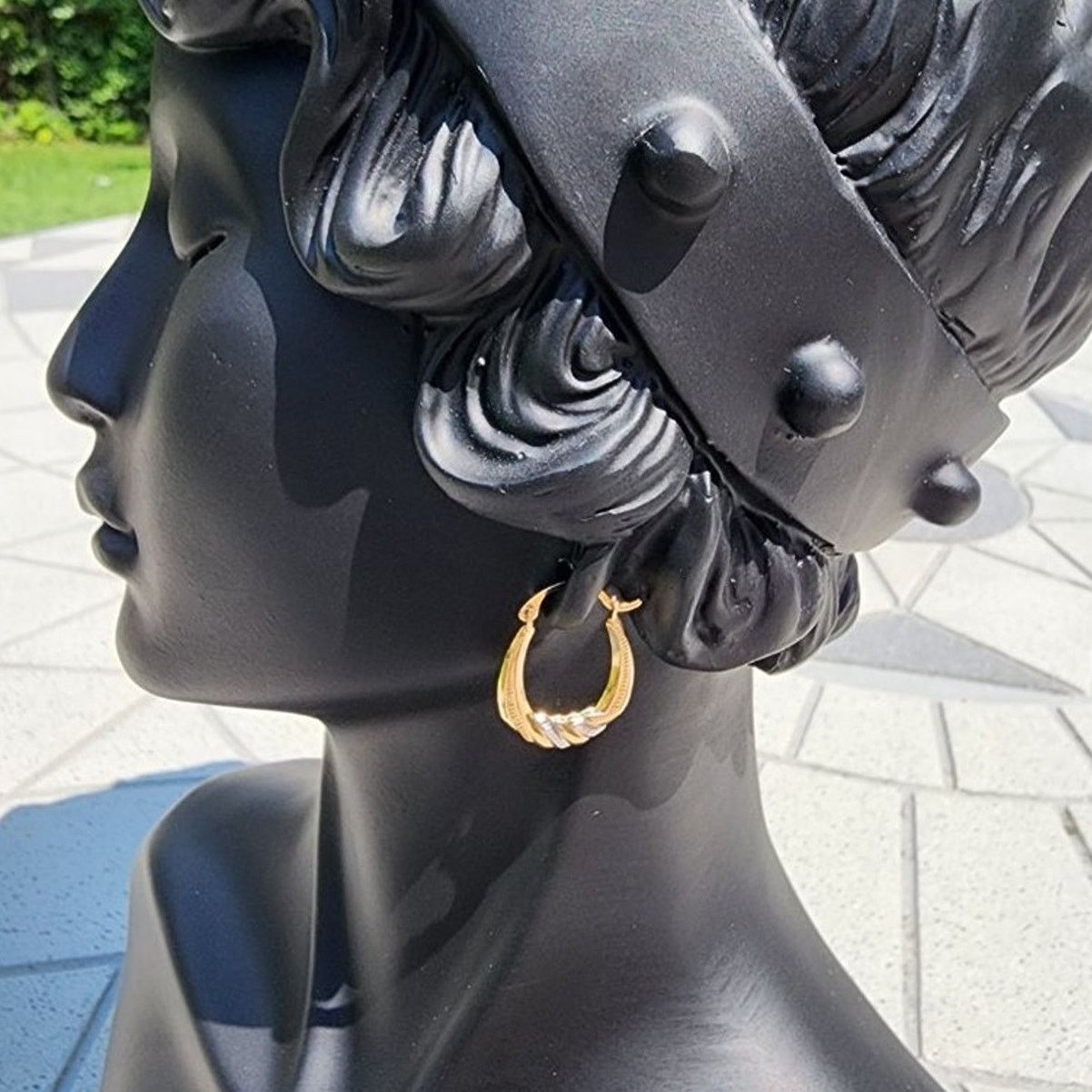 Vintage 14K Two Tone Gold Corrugated Oval Twist Hoop Earrings Size ONE SIZE - 9 Thumbnail