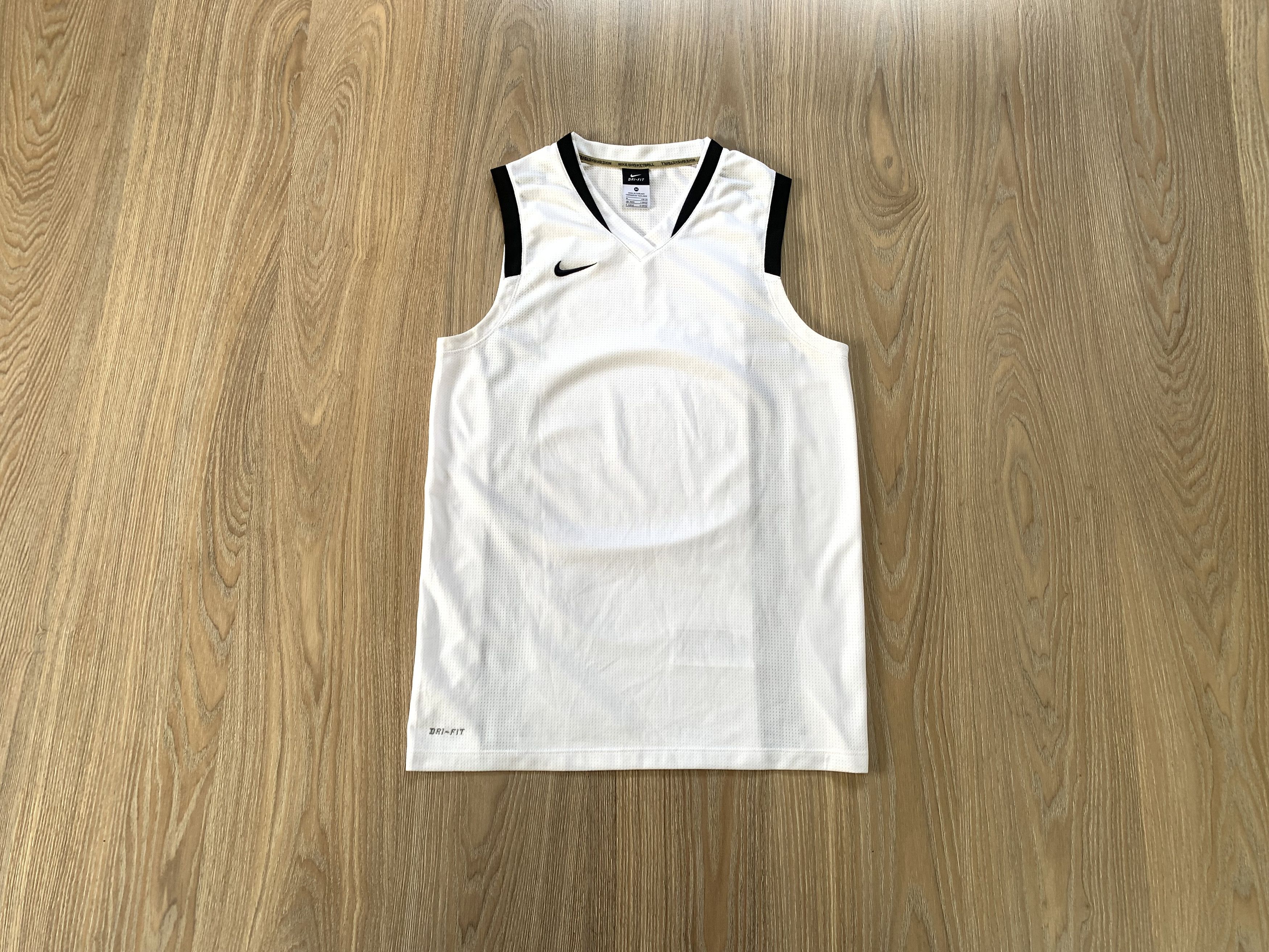 Nike Nike Basketball White Training Tank Sleeveless Jersey Size US M / EU 48-50 / 2 - 9 Thumbnail