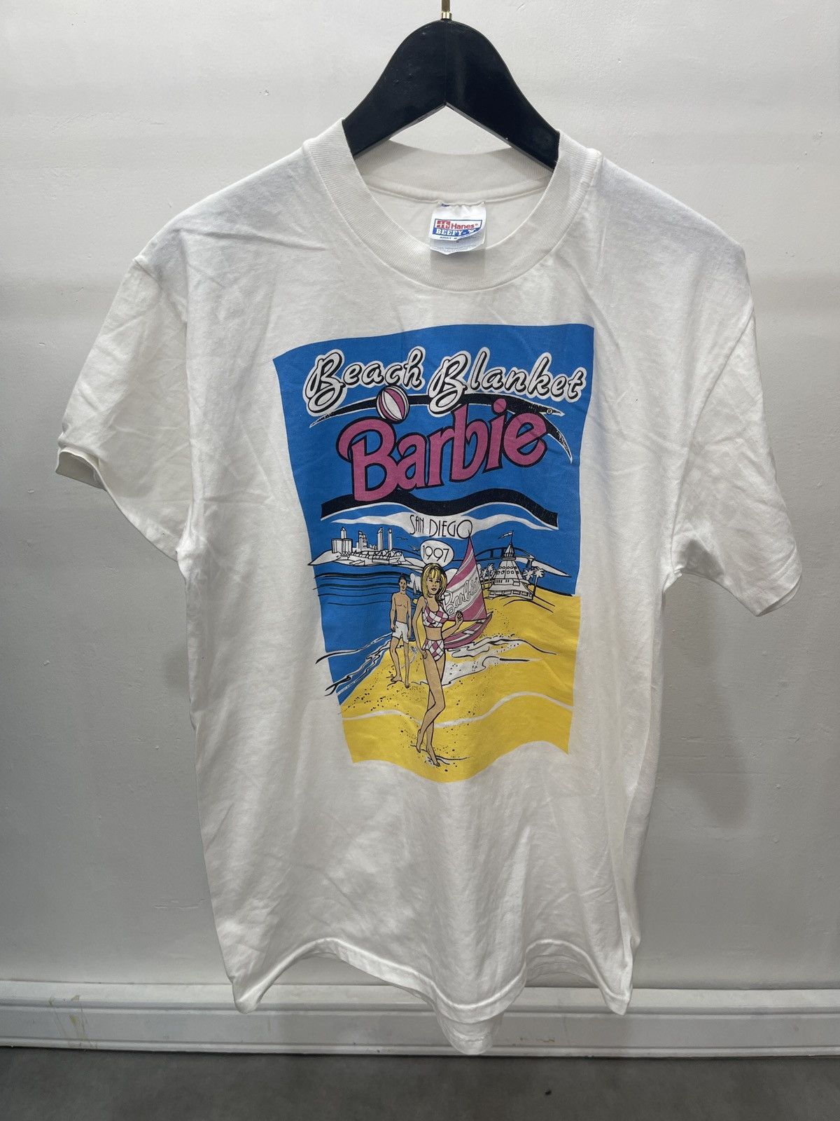 Designer × Hanes × Vintage Vintage 1997 barbie beach blanket shirt Size US M / EU 48-50 / 2 - 1 Thumbnail