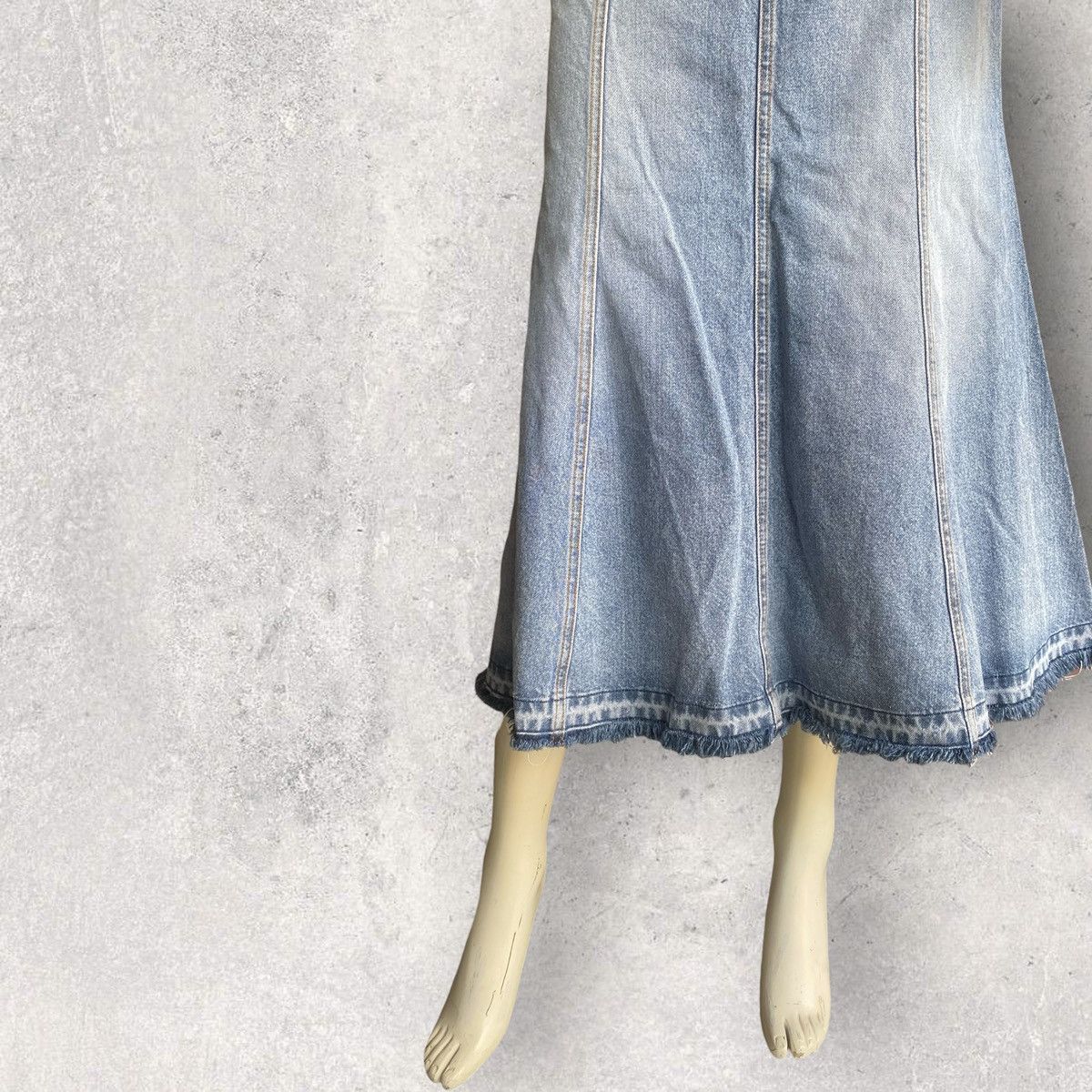 Alexander McQueen 2017 Denim Mermaid Skirt Size 28" / US 6 / IT 42 - 4 Thumbnail