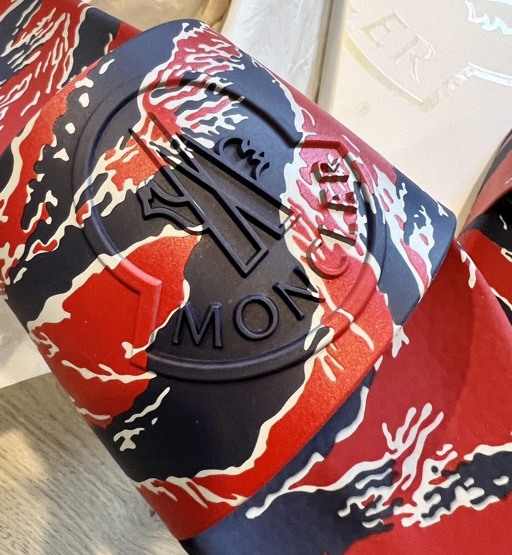 Moncler Moncler Blue Red Basile Embossed Logo Rubber Pool Slides 41 Size US 8 / EU 41 - 11 Thumbnail