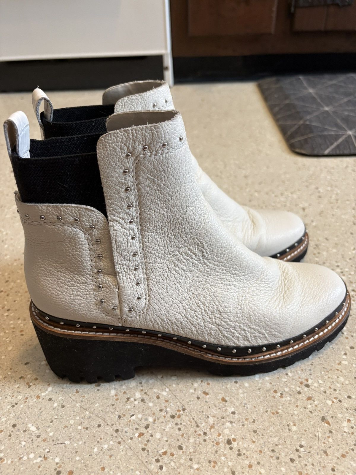 Dolce Vita White Studded Leather Boots Platform Lug Sole Size 7.5 Trend Size US 7.5 / IT 37.5 - 2 Thumbnail