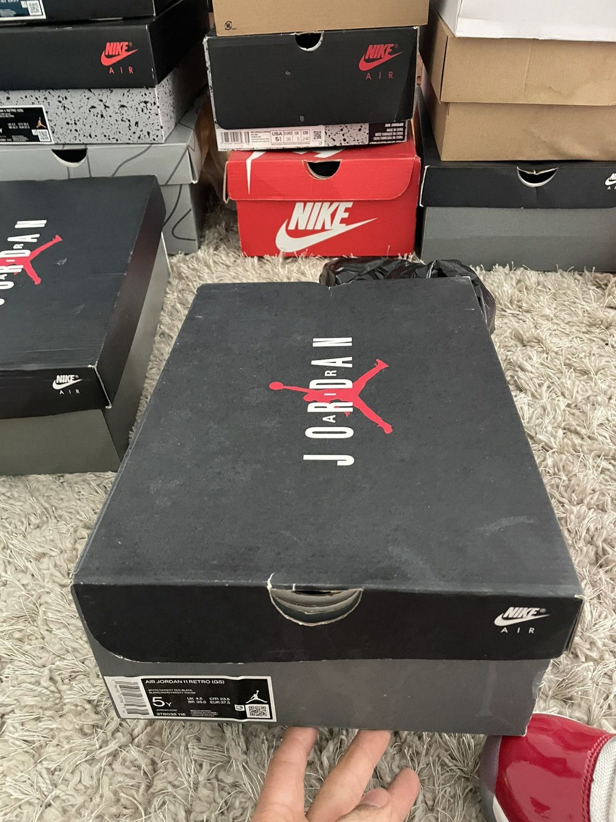 Jordan Brand Jordan 11 Cherry Size US 5 / EU 37 - 10 Thumbnail
