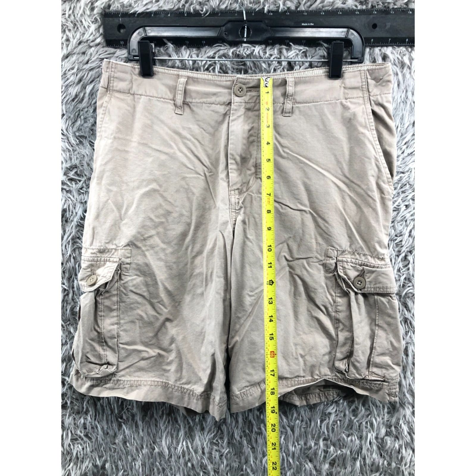 Vintage Sonoma Cargo Shorts Mens Size 32 Mid Rise Medium Wash Beige Cargo Shorts Mens Size 32 Beige Size US 32 / EU 48 - 3 Thumbnail