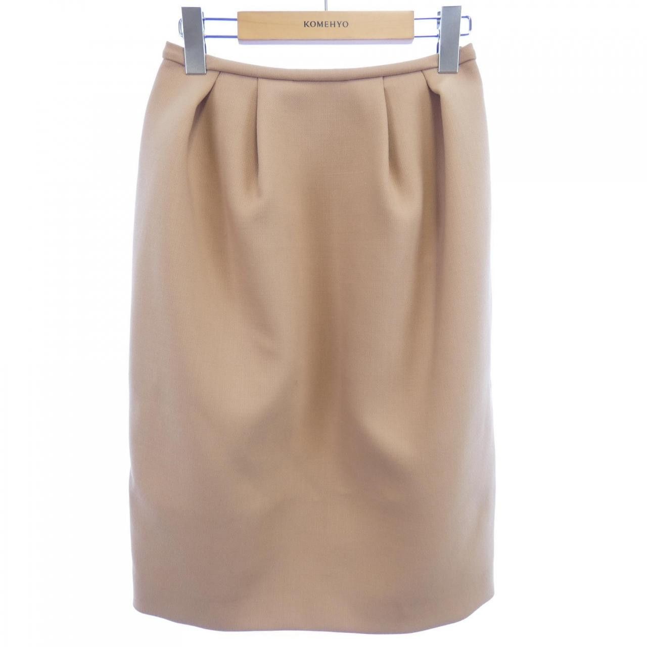 Chloe Chloe Chloe 12AJU21-12A070 Skirt Others Skirts 12AJU21-12A070 DUTY FREE for USA Size ONE SIZE - 1 Thumbnail