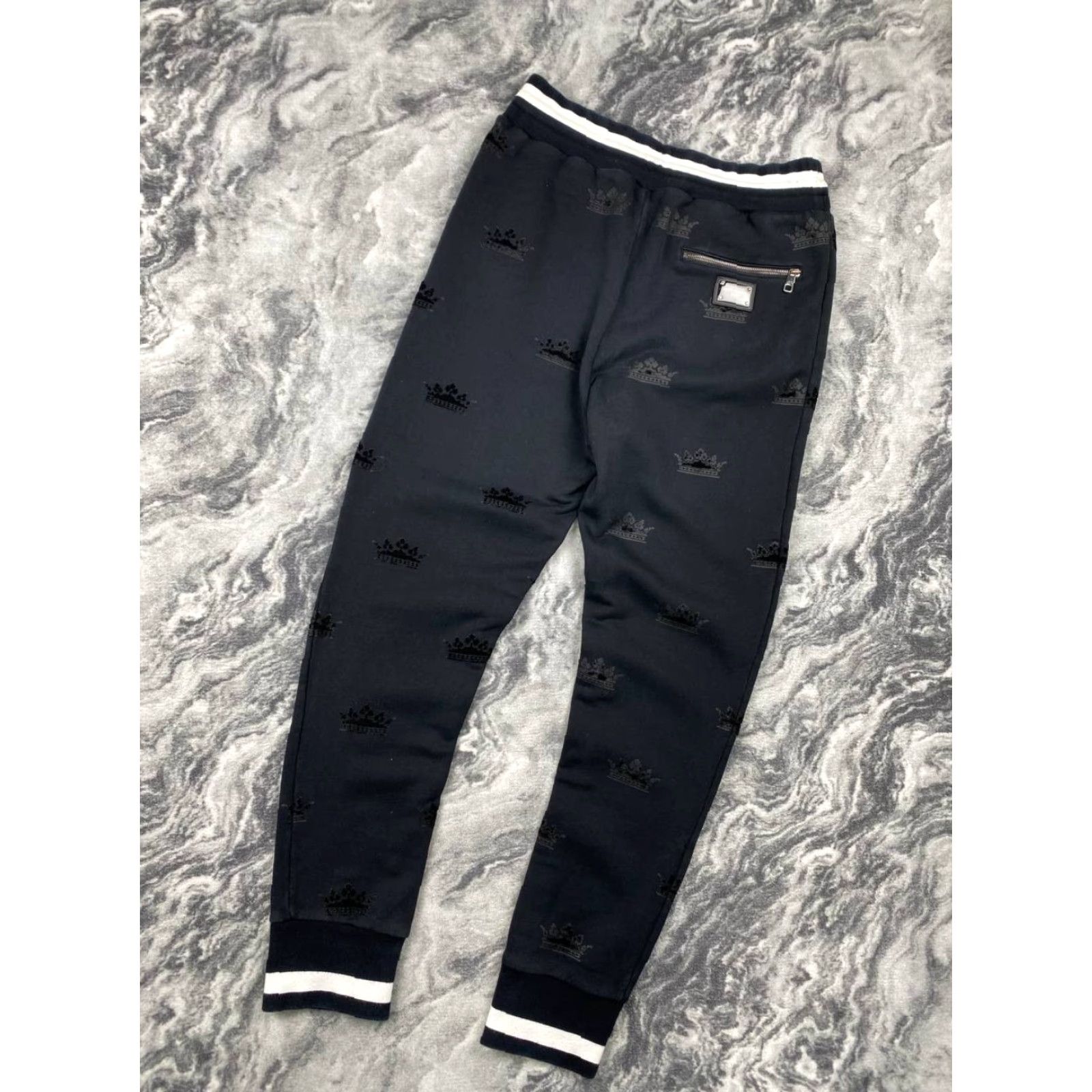 Dolce & Gabbana VINTAGE Dolce&Gabbana Crown Sweatpants Monogram Logo Men Size 48 Black Size US 32 / EU 48 - 2 Thumbnail