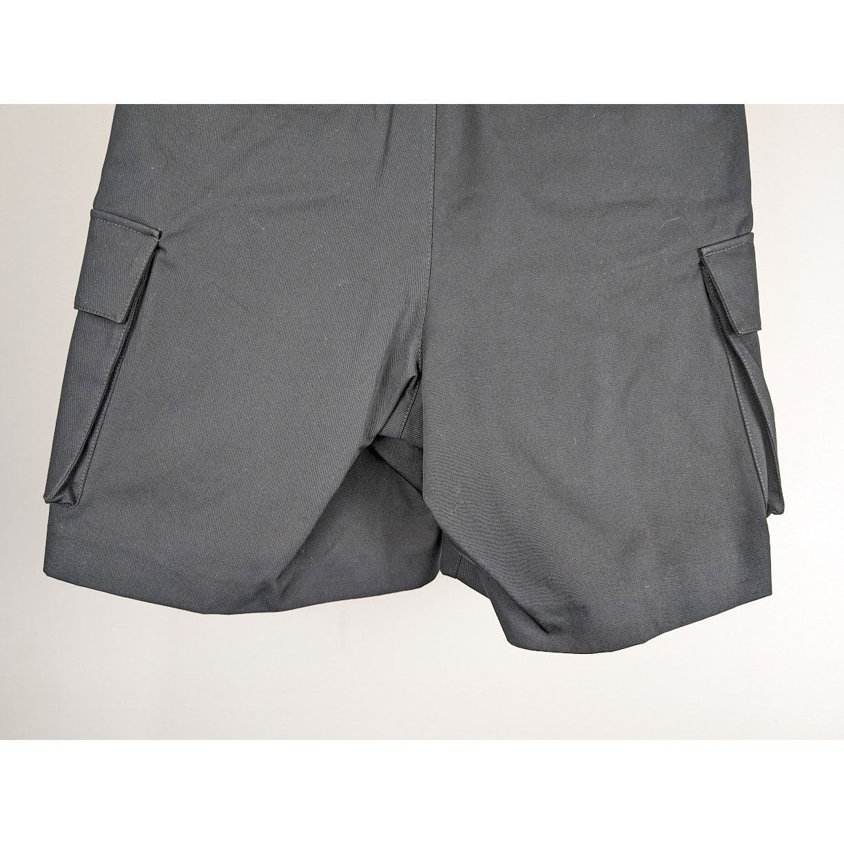 Off-White o1rshd1 Cargo Short In Black Size US 34 / EU 50 - 18 Thumbnail