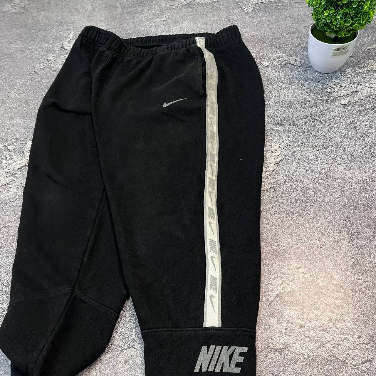 Nike Vintage Nike Black Drill Baggy Sweatpants Pants Sz M Size US 33 - 7 Thumbnail